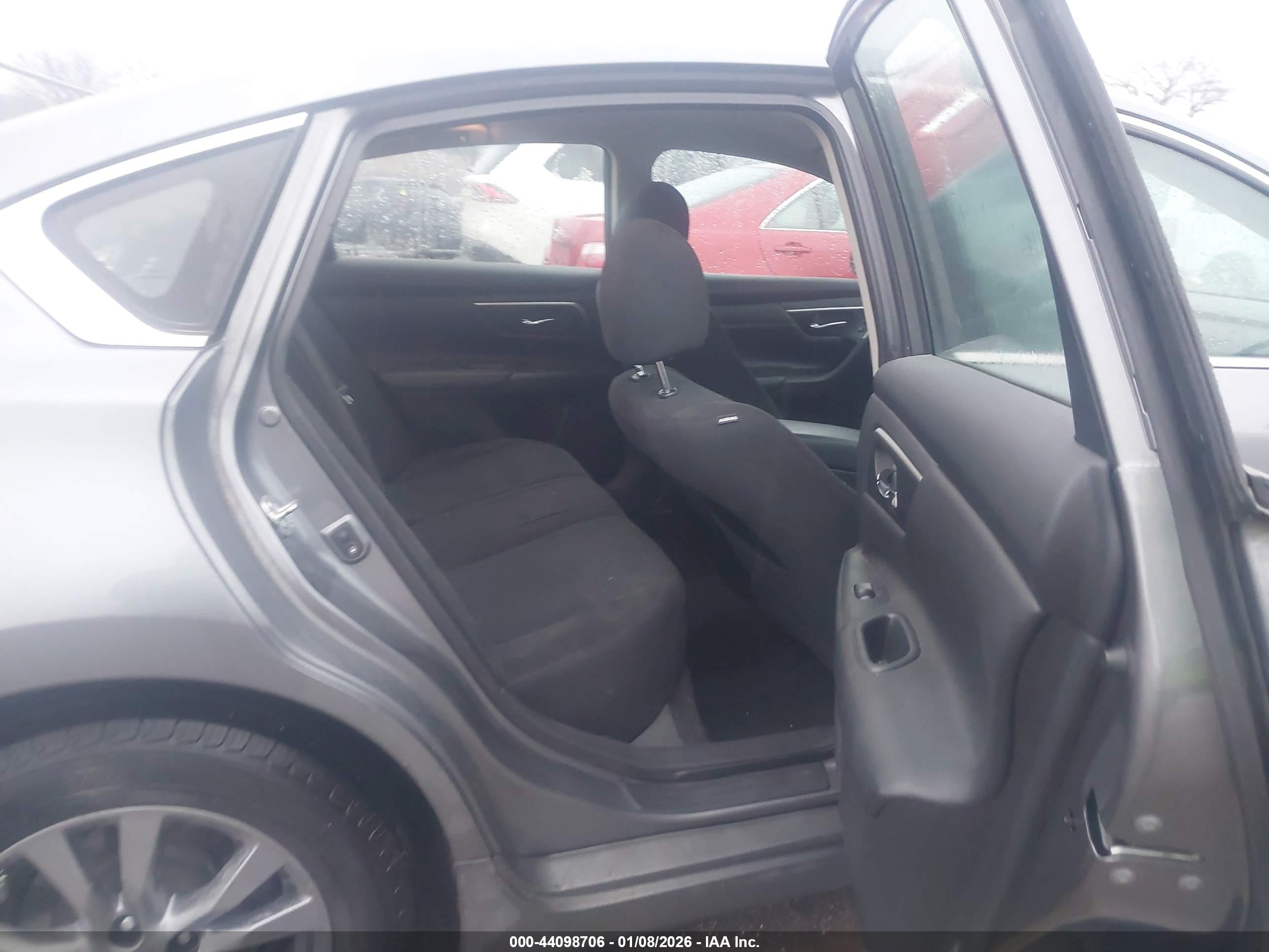 NISSAN ALTIMA image 8
