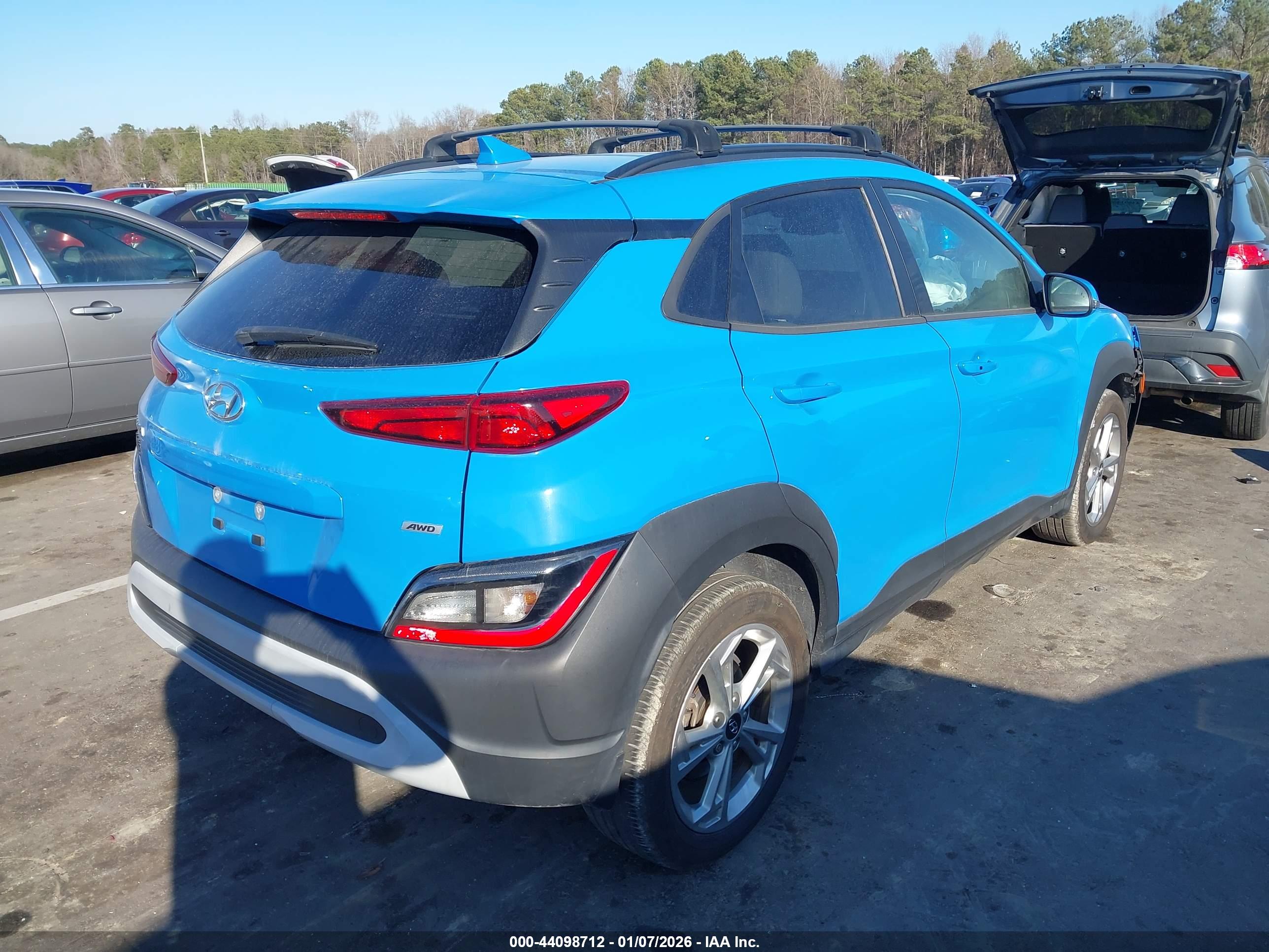 HYUNDAI KONA image 4