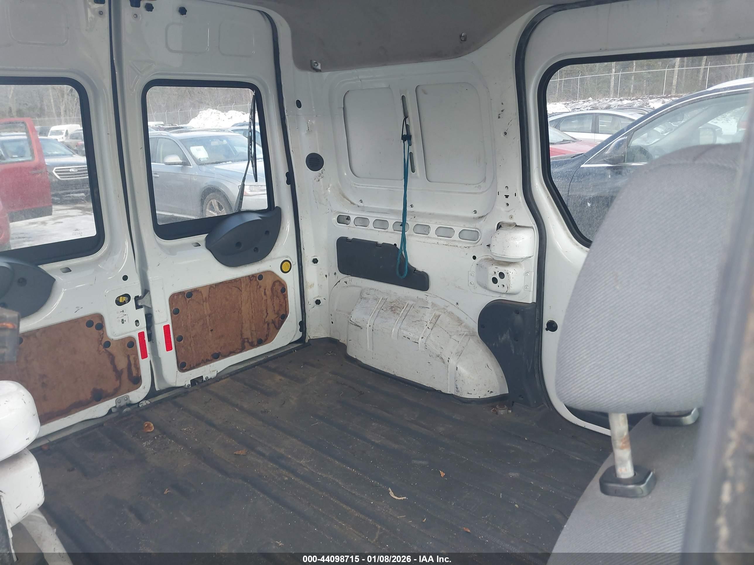 FORD TRANSIT image 8