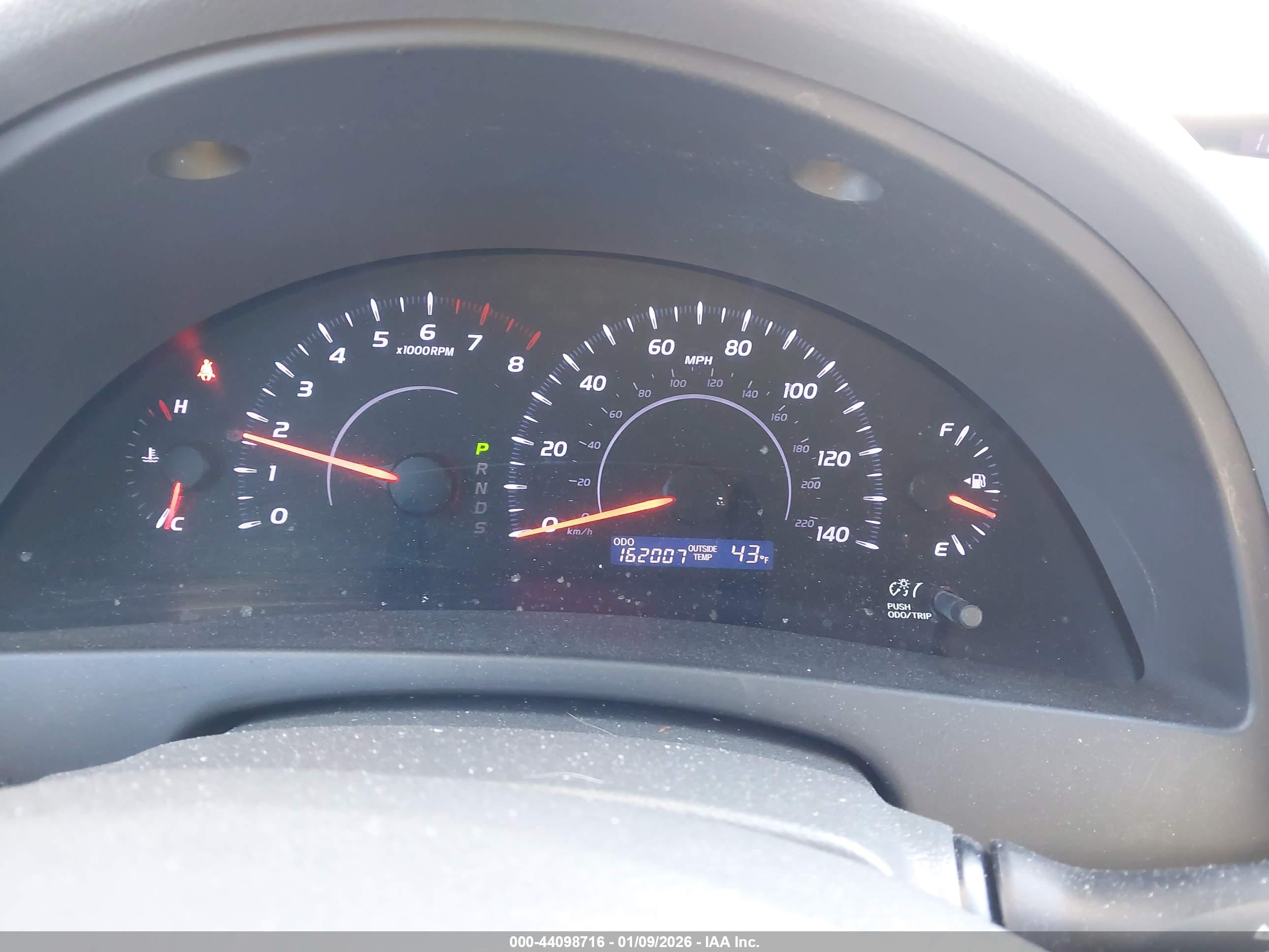 TOYOTA CAMRY image 7