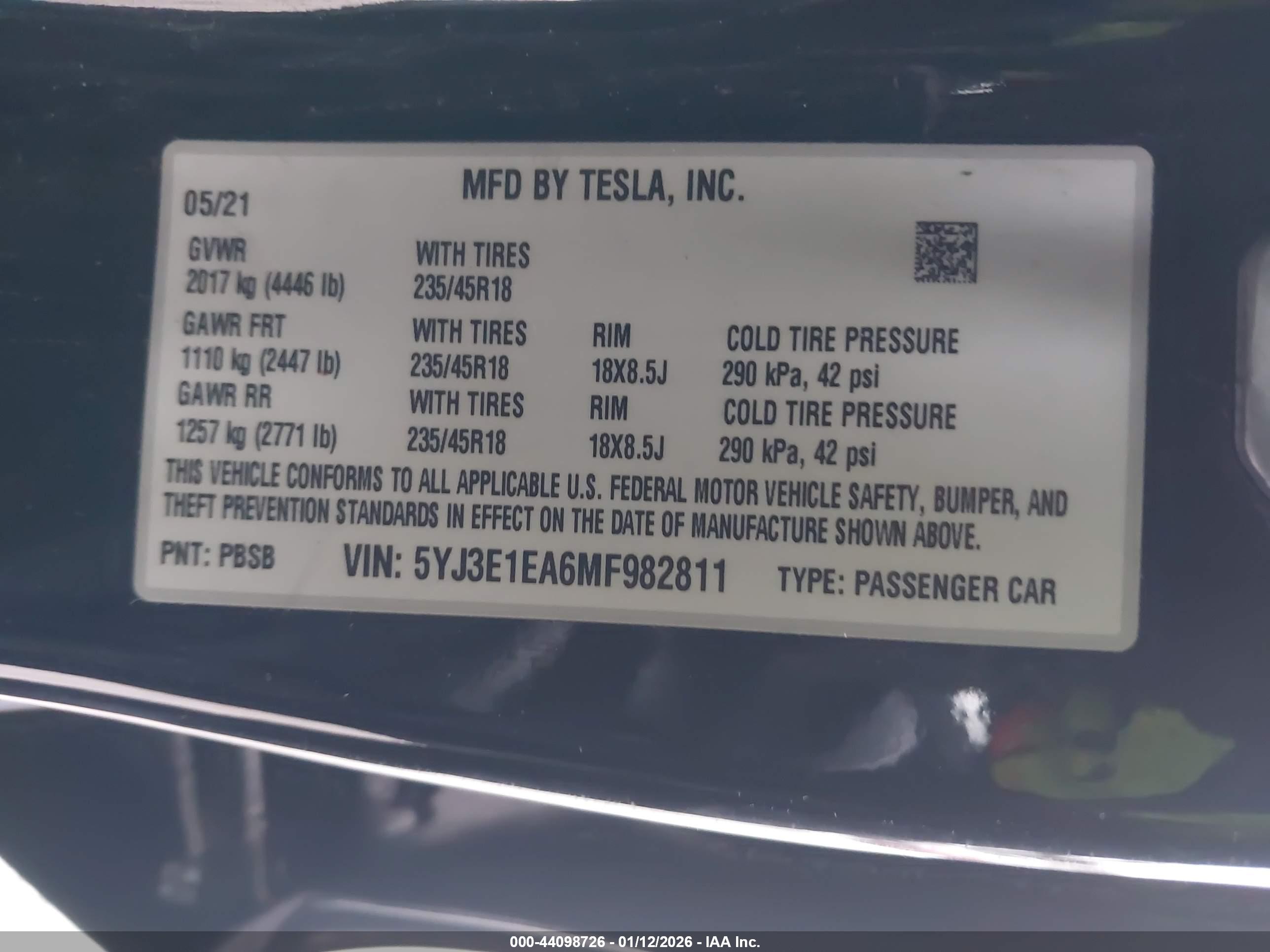 TESLA MODEL image 9