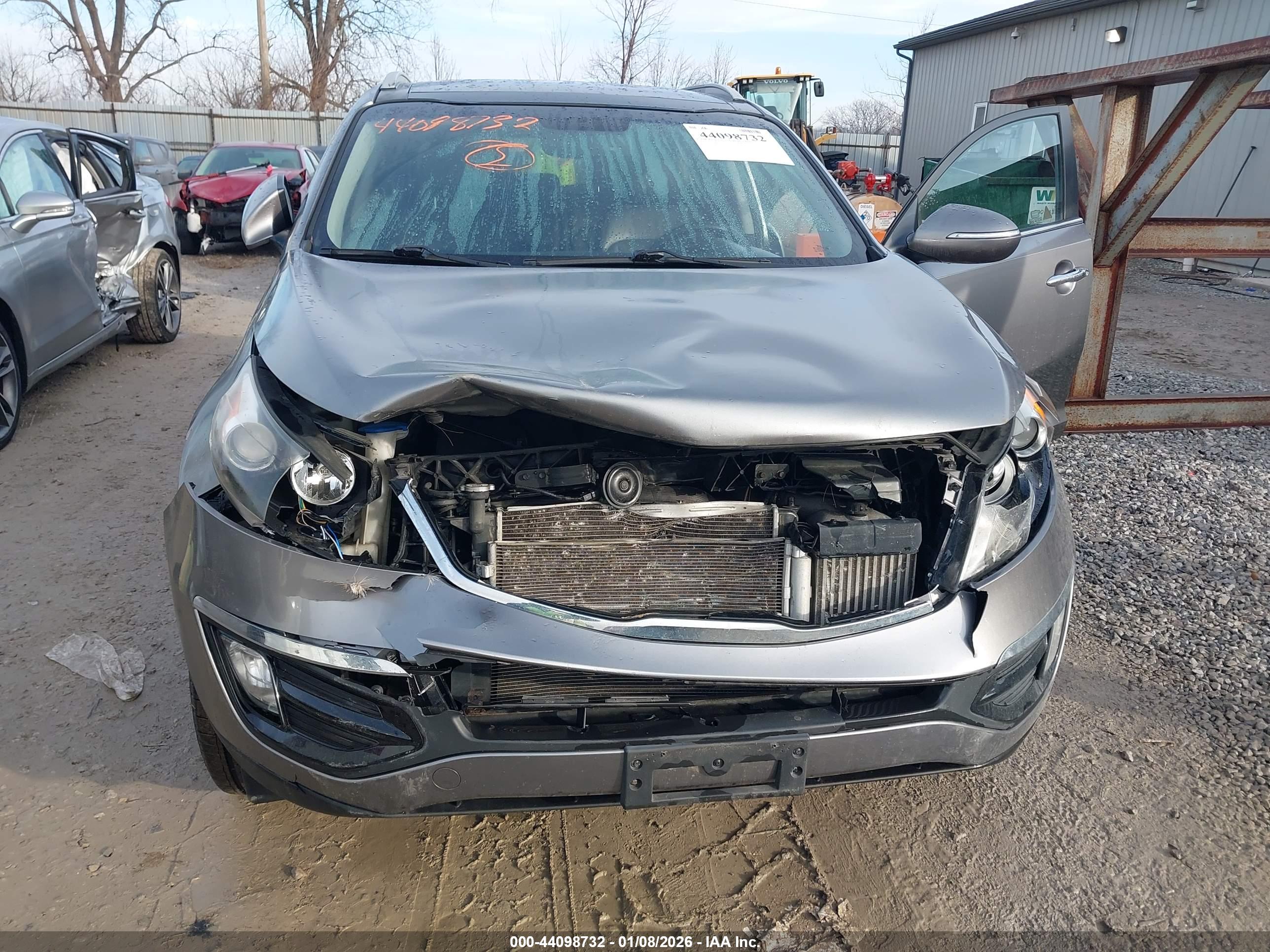 KIA SPORTAGE image 6