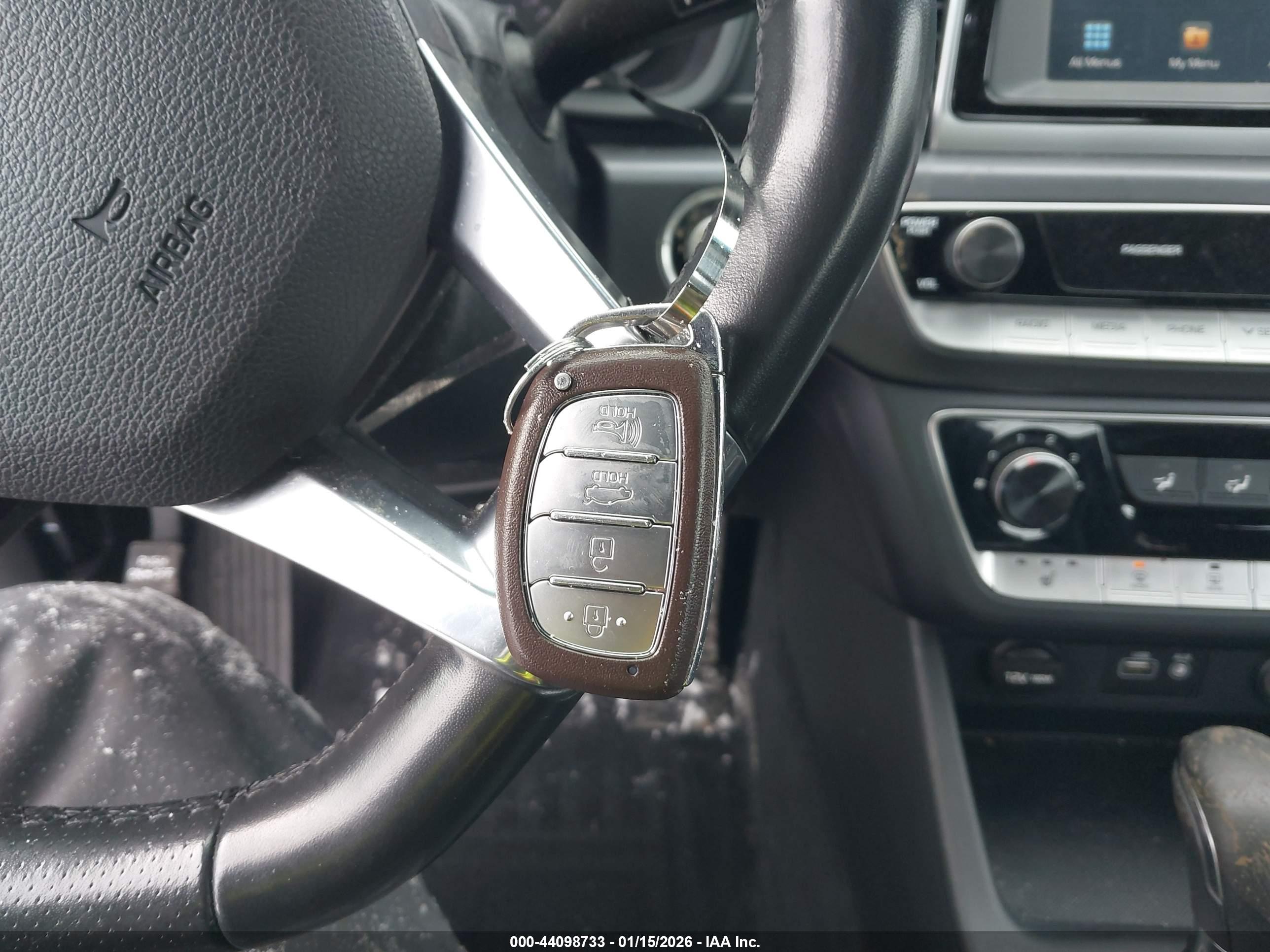 HYUNDAI SONATA image 11