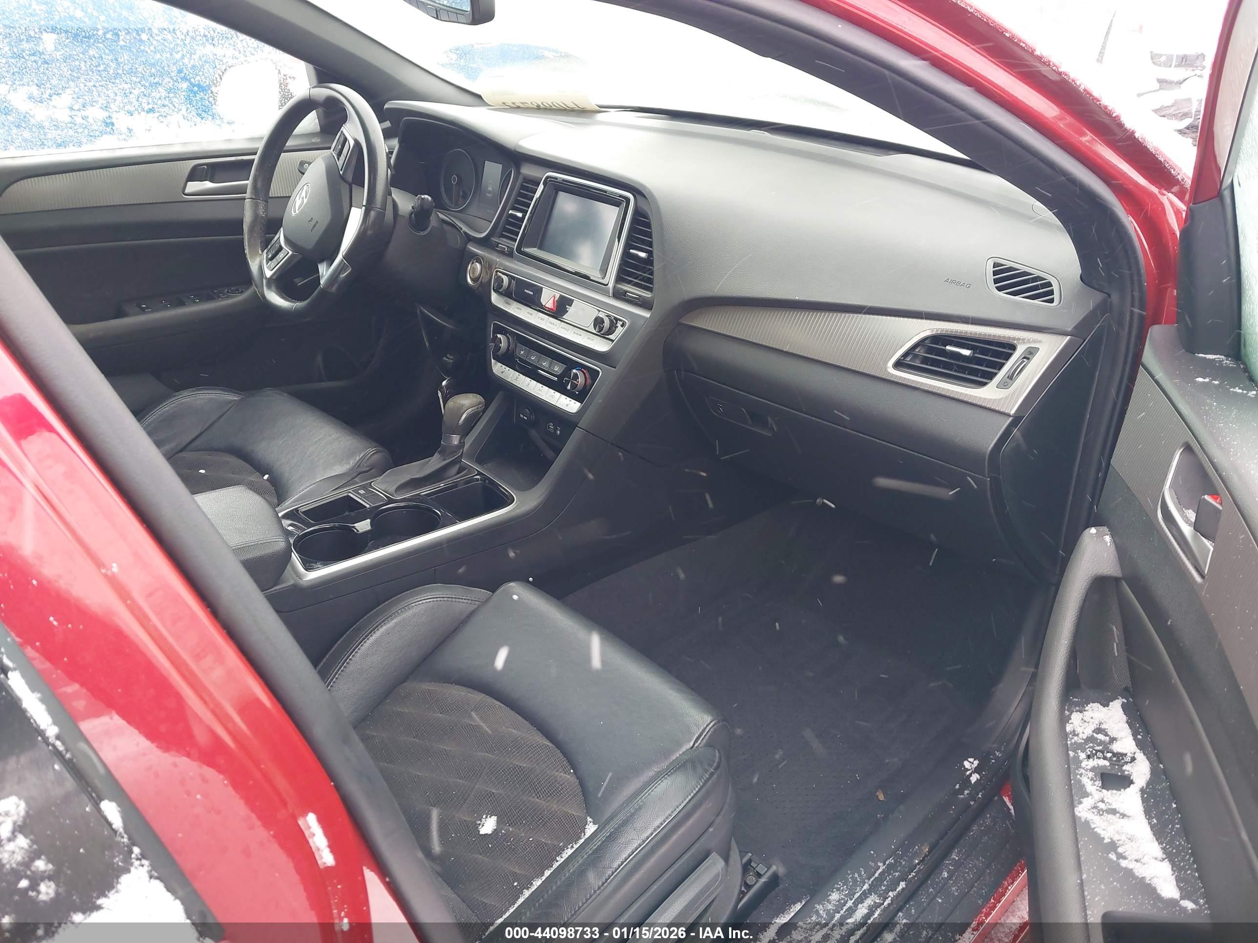 HYUNDAI SONATA image 5
