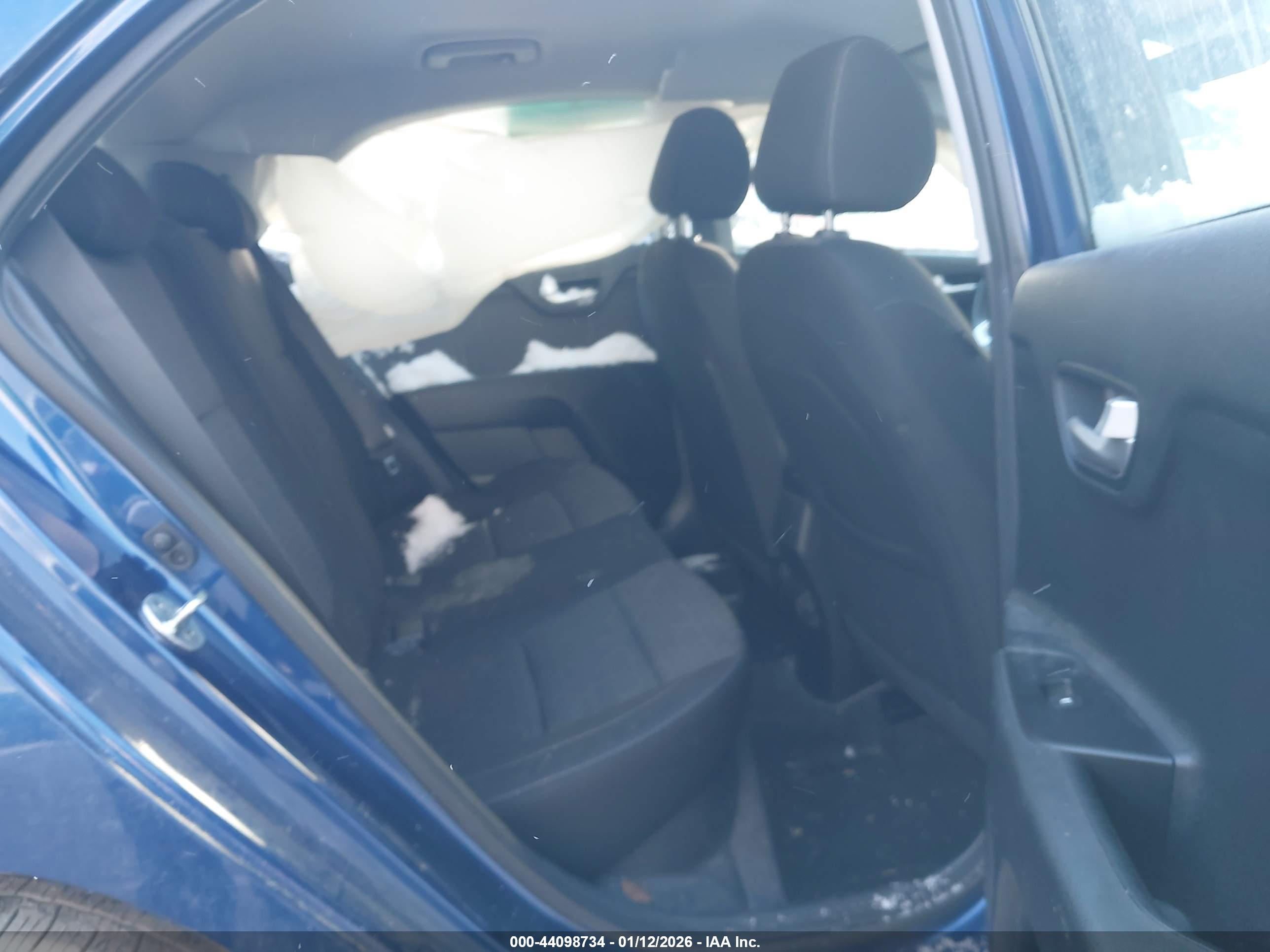 KIA RIO image 8