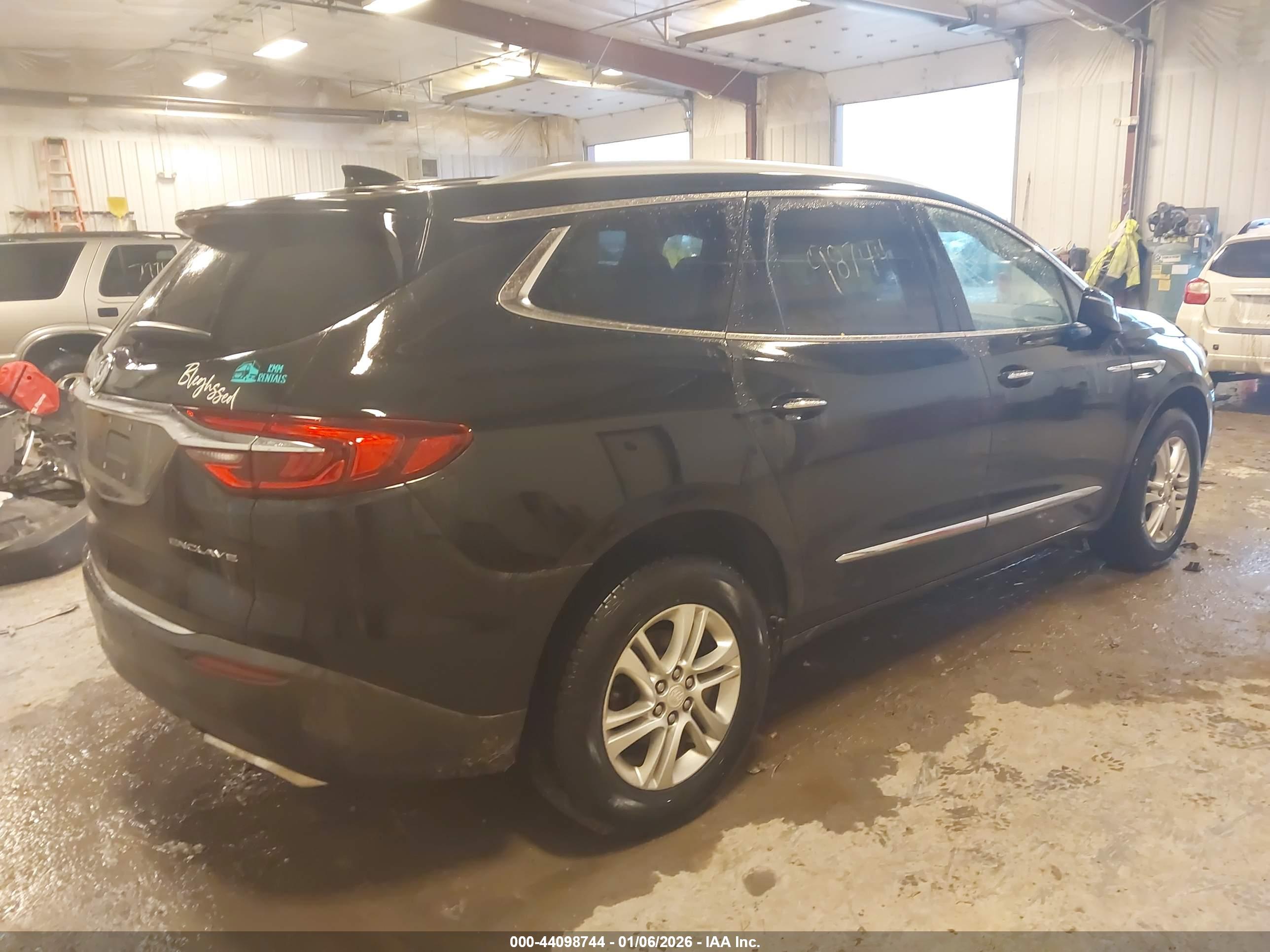 BUICK ENCLAVE image 4