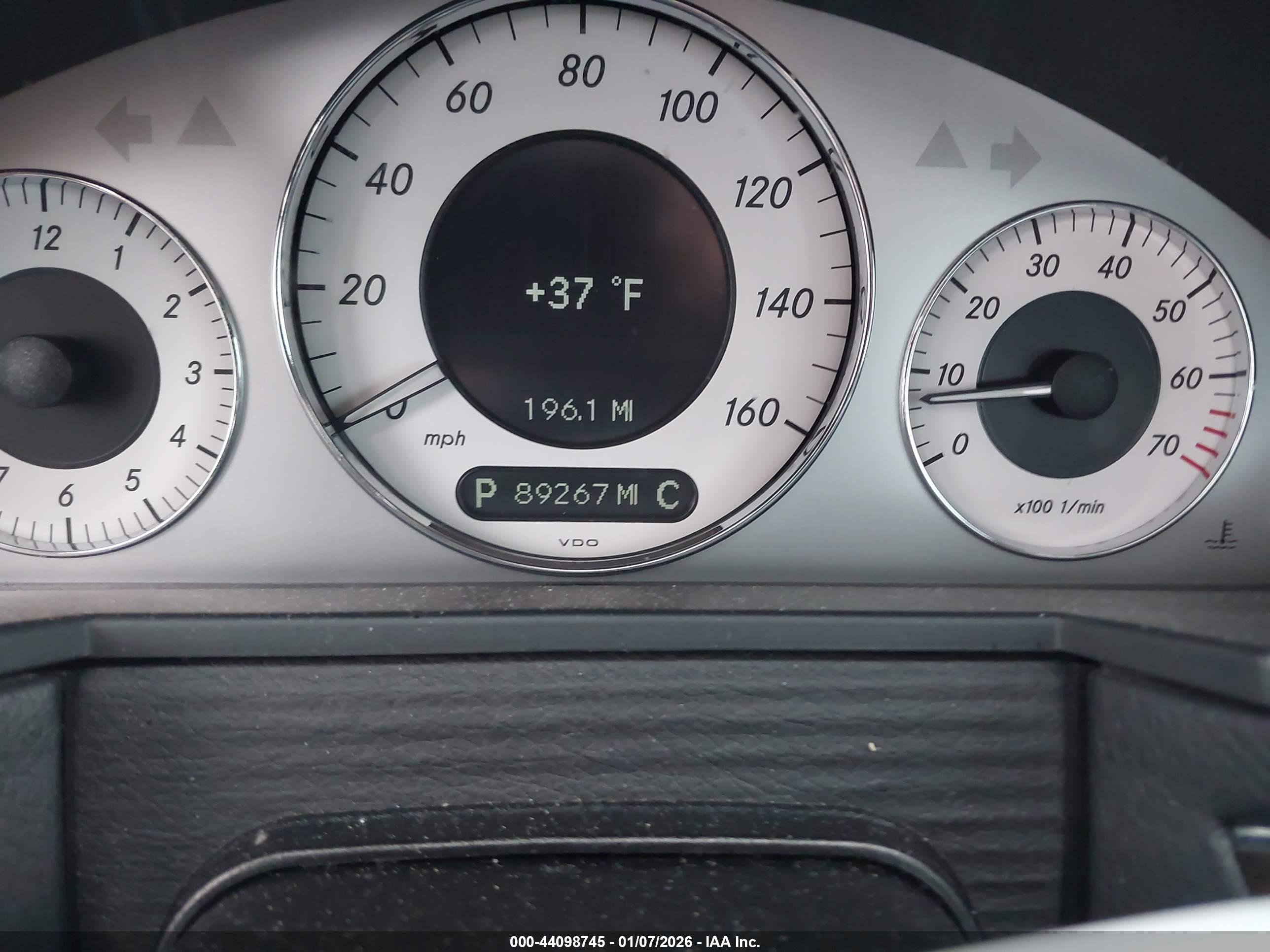 MERCEDES-BENZ E image 7