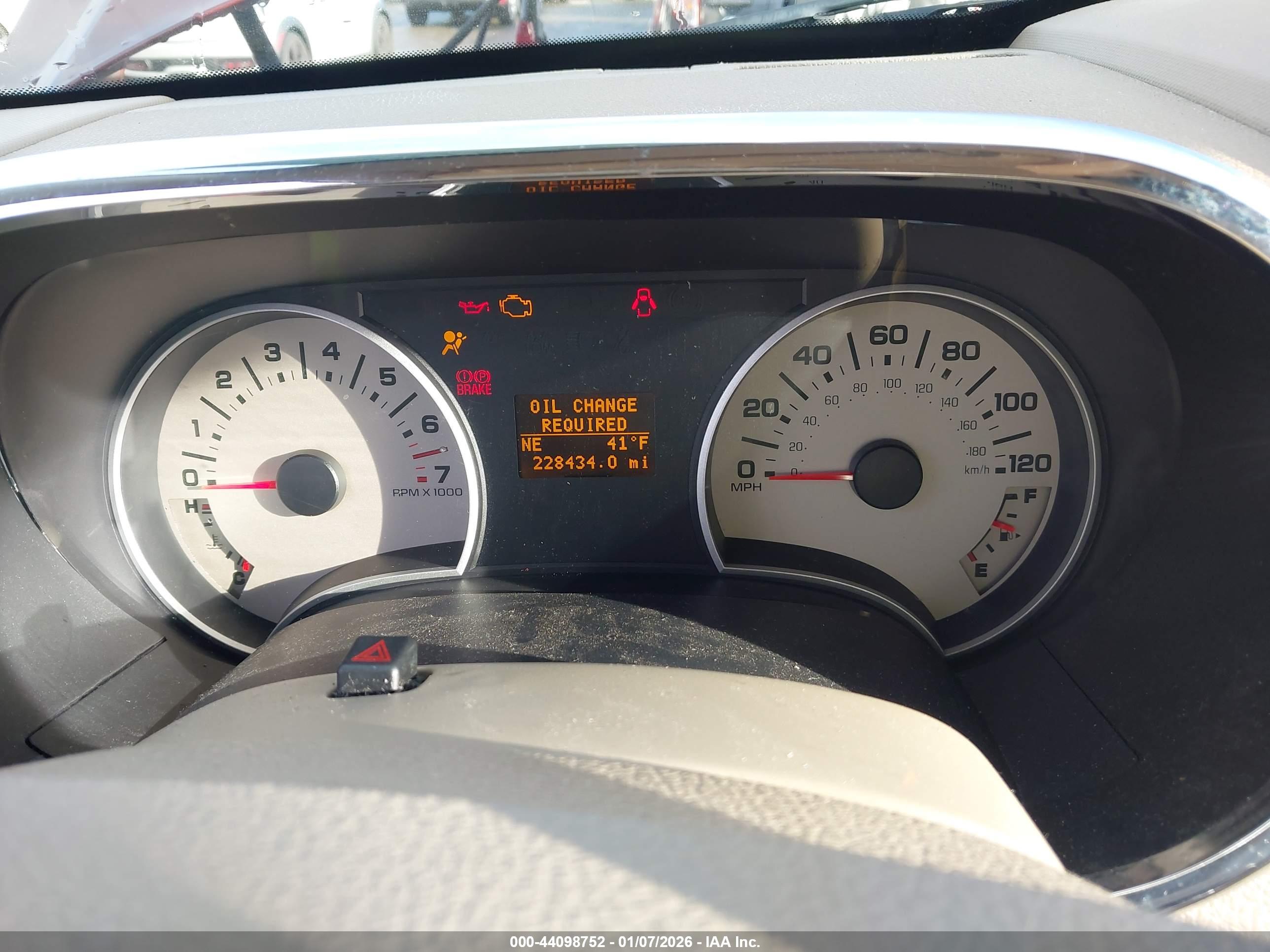 FORD EXPLORER image 7