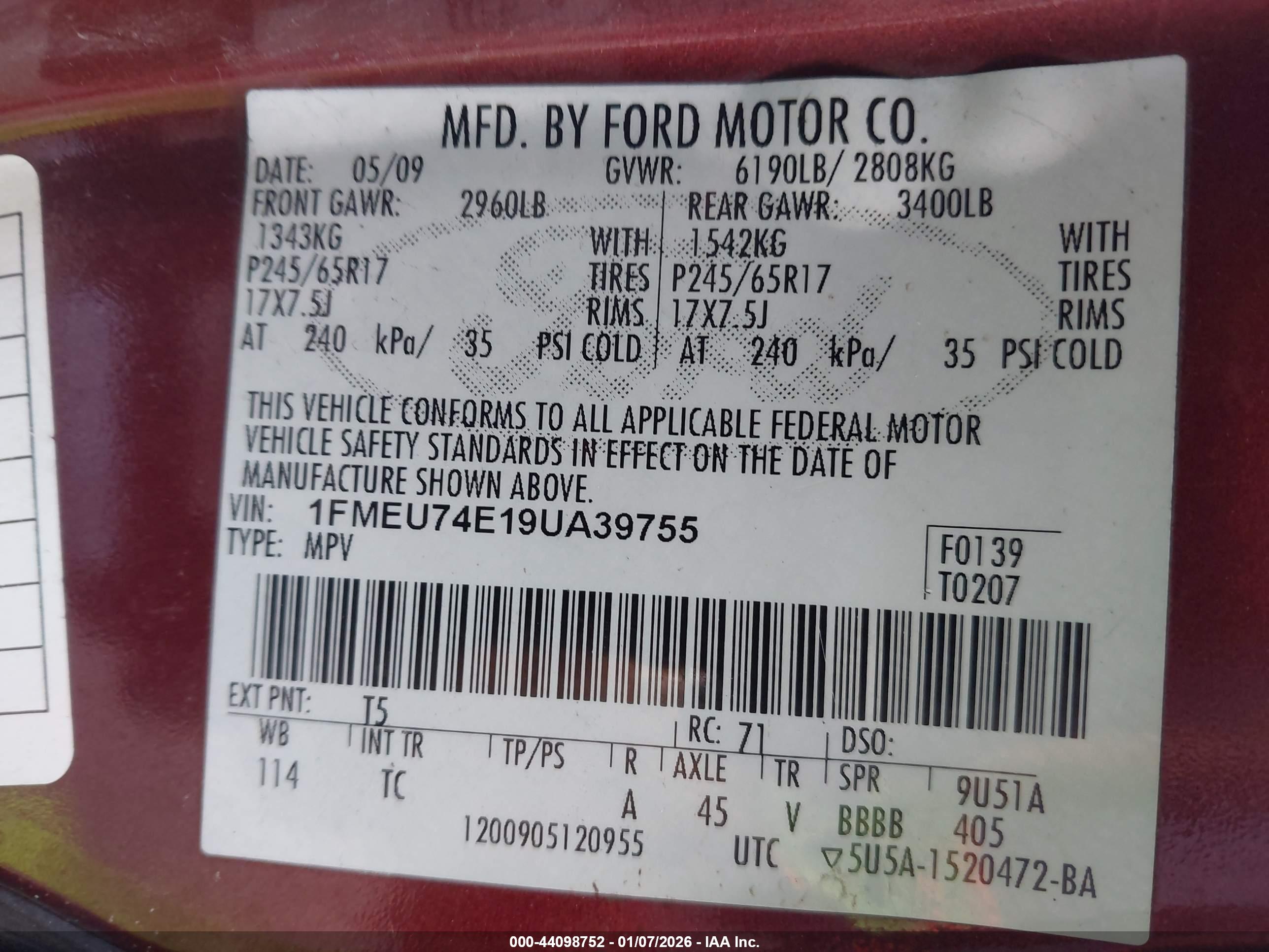 FORD EXPLORER image 9