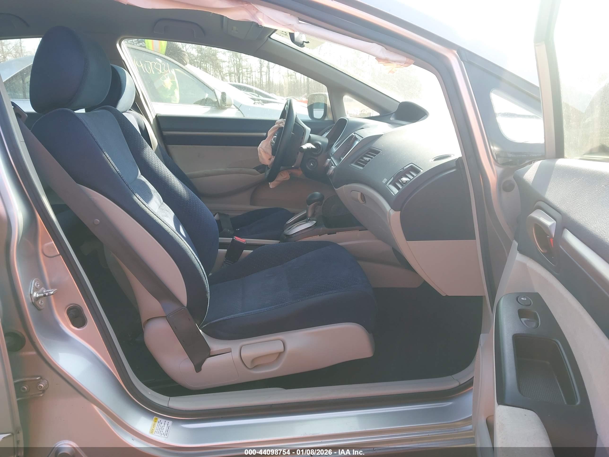 HONDA CIVIC image 5
