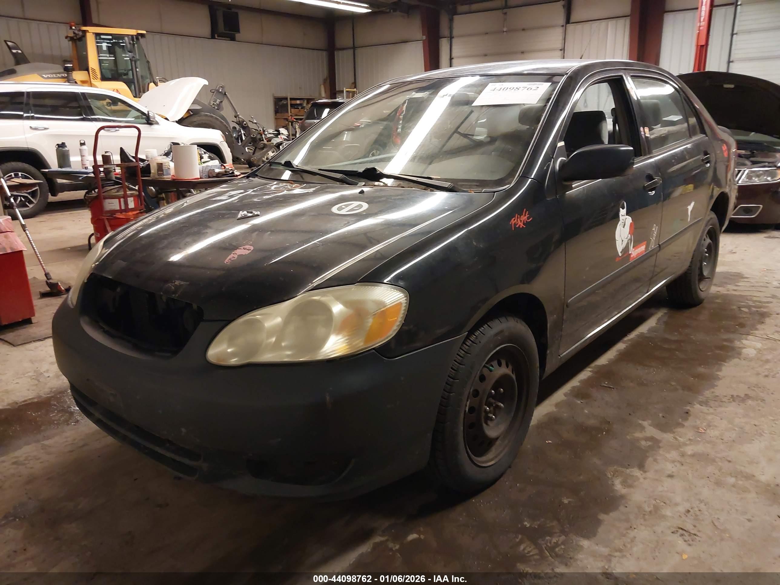 TOYOTA COROLLA image 2