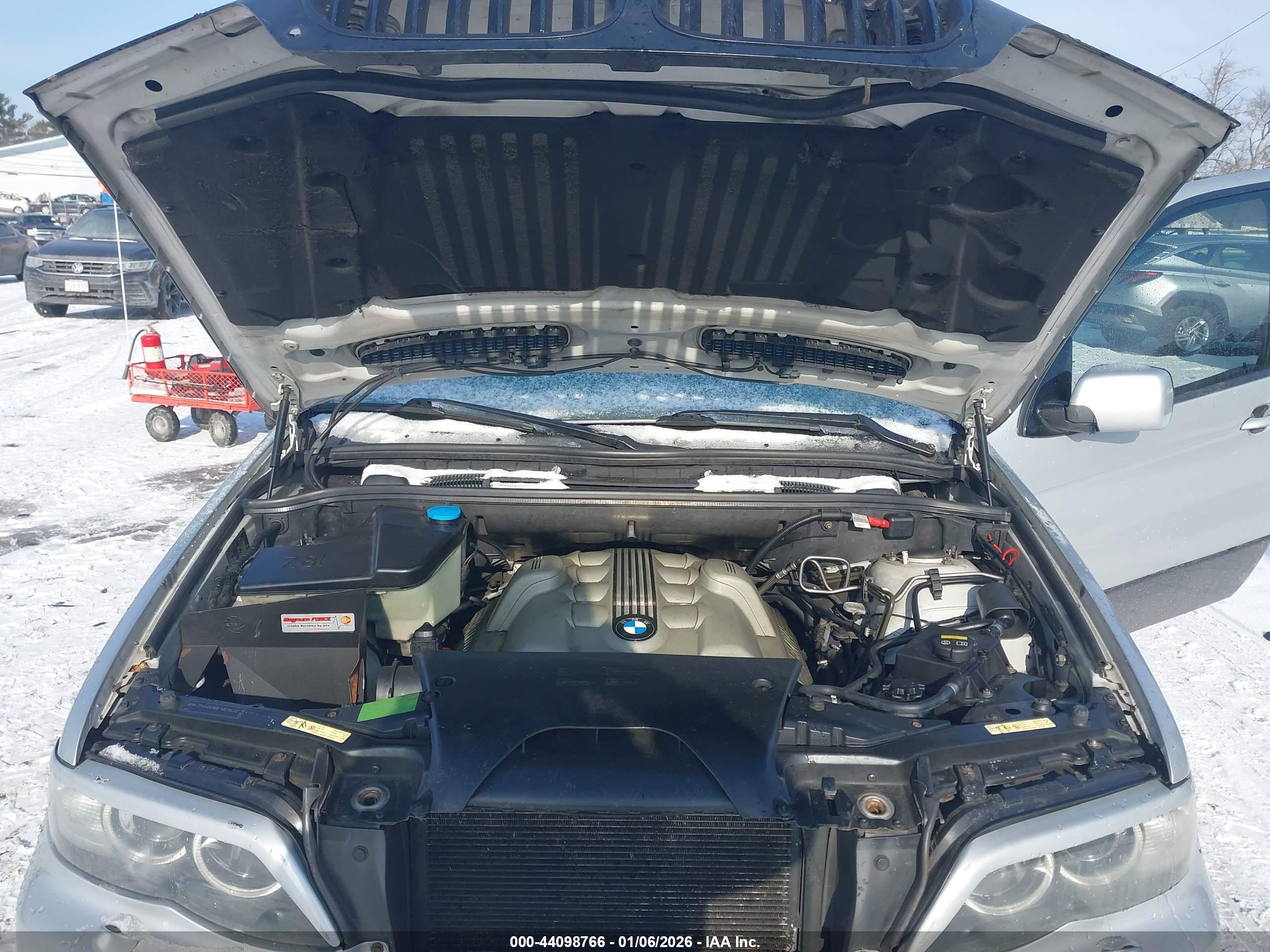 BMW X5 image 10