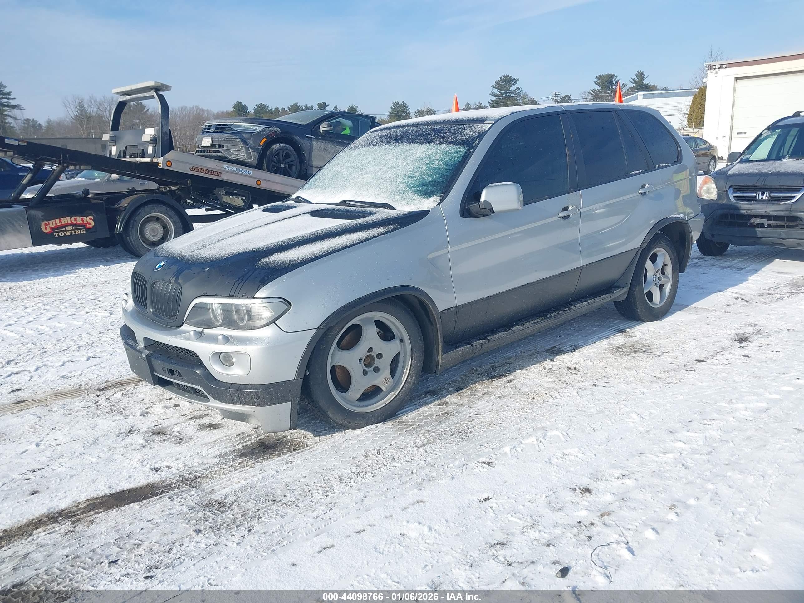 BMW X5 image 2