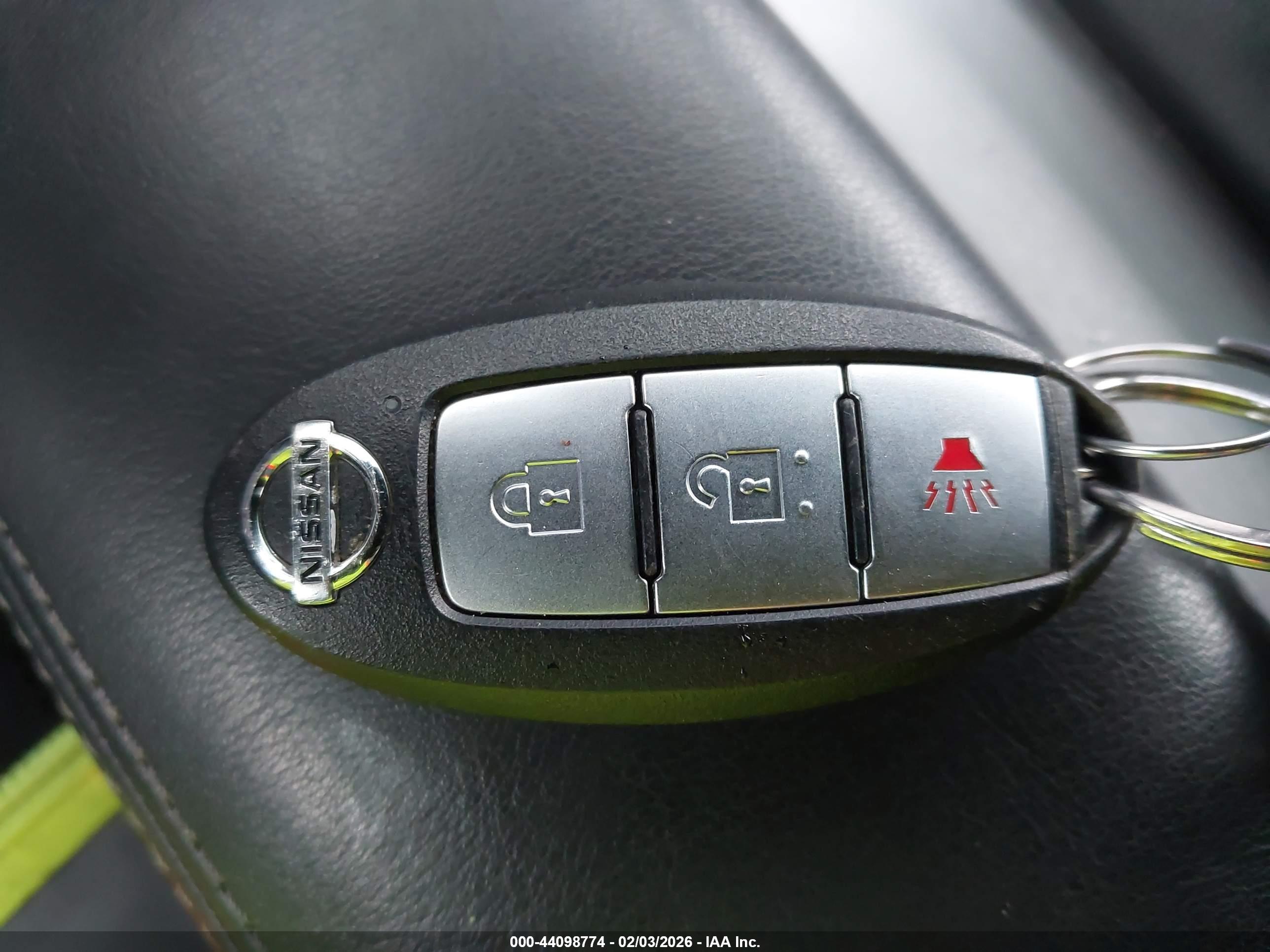NISSAN MURANO image 11