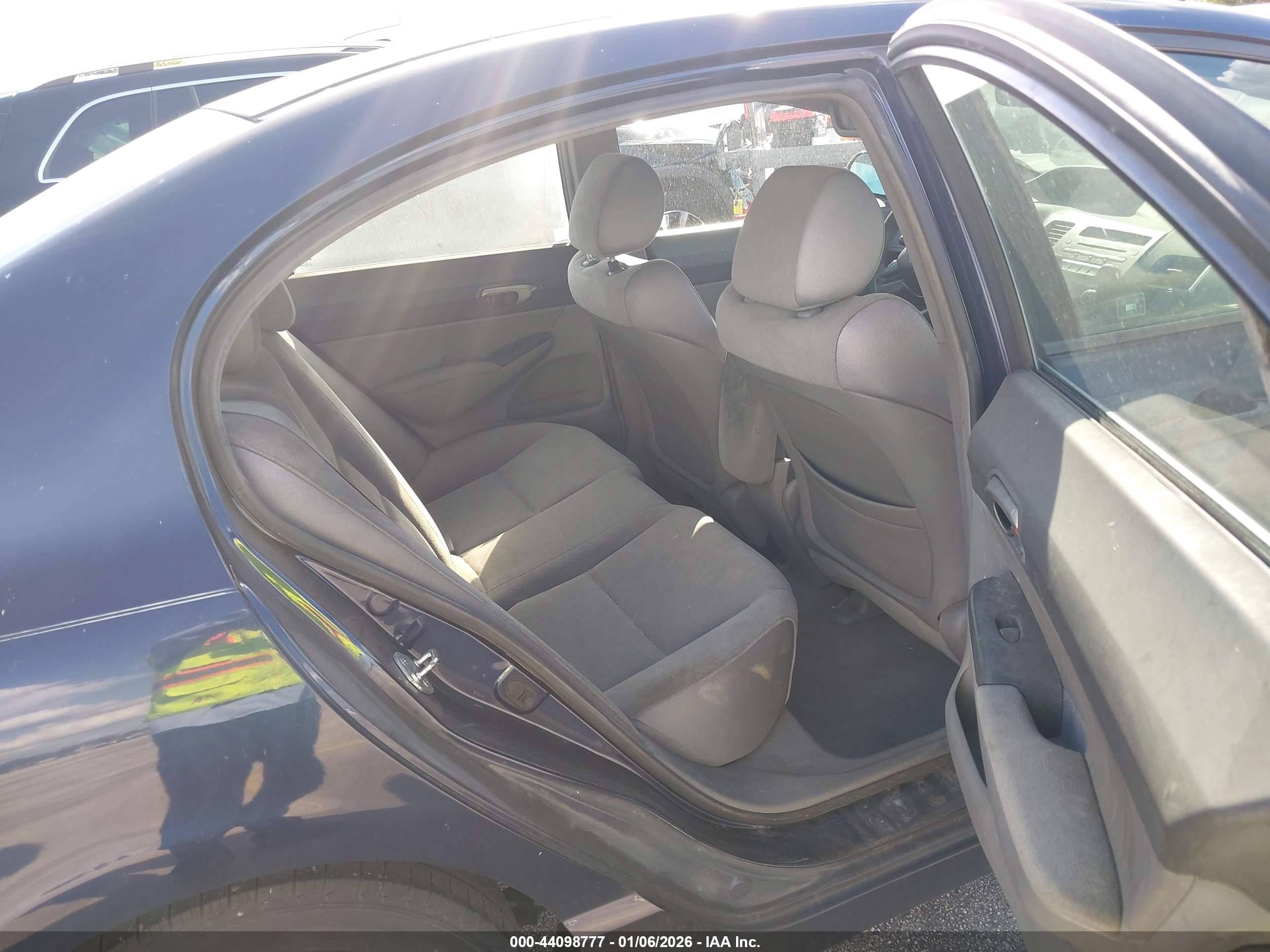 HONDA CIVIC image 8