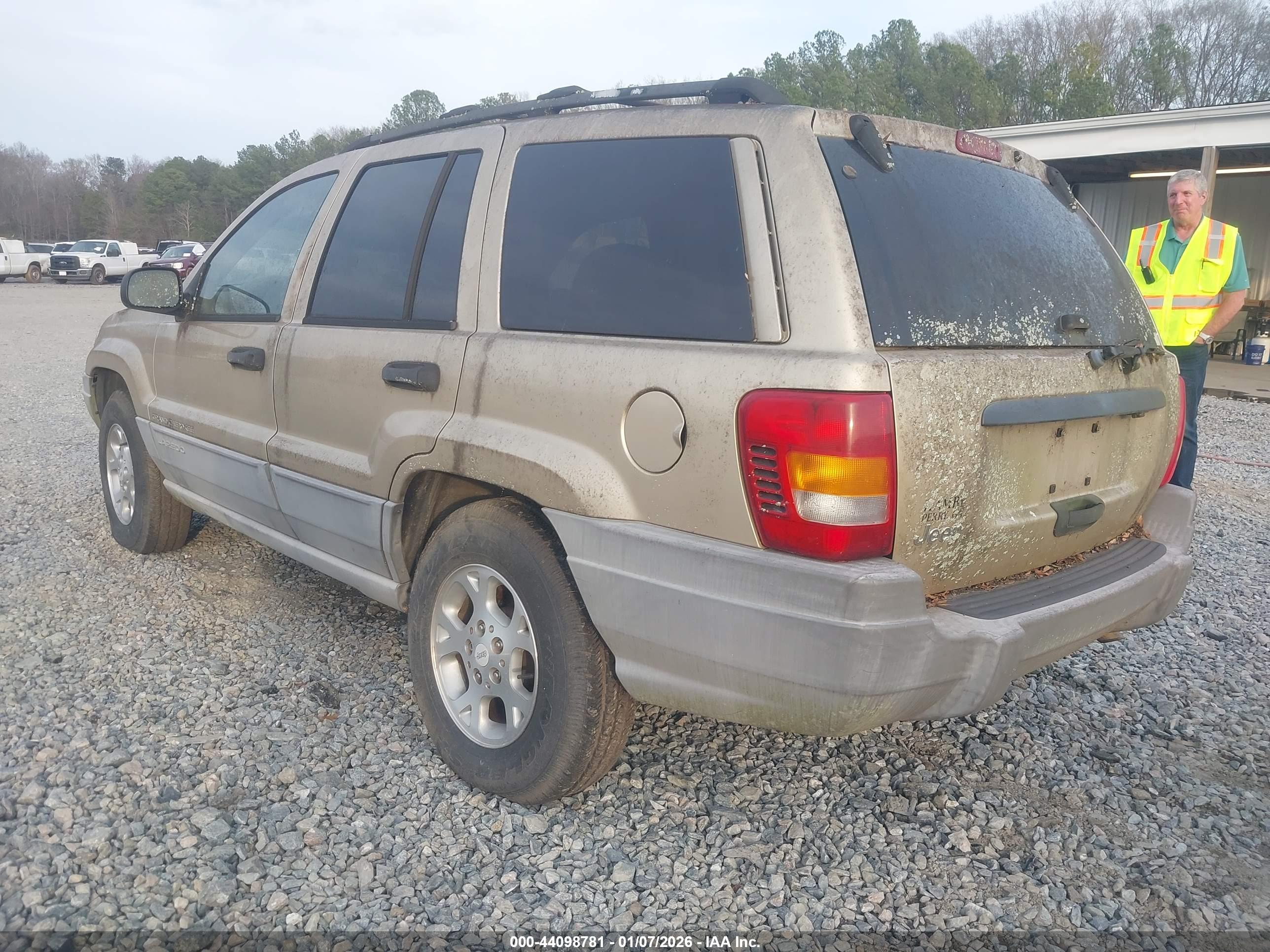 JEEP GRAND image 3