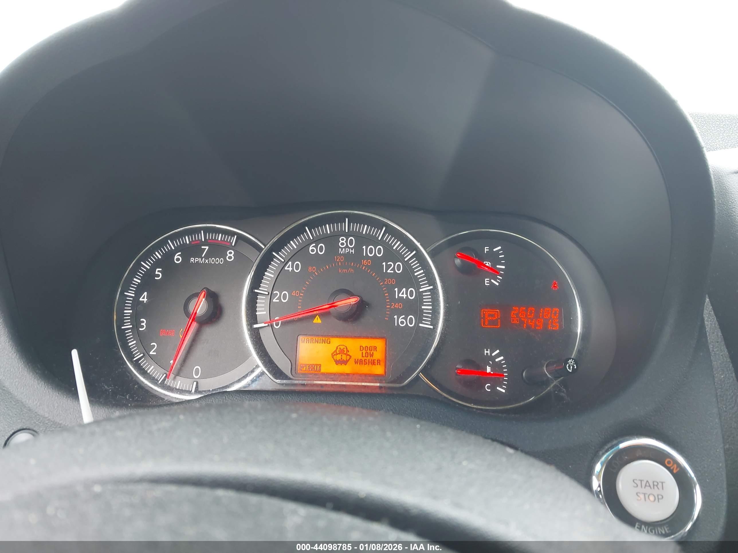 NISSAN MAXIMA image 7