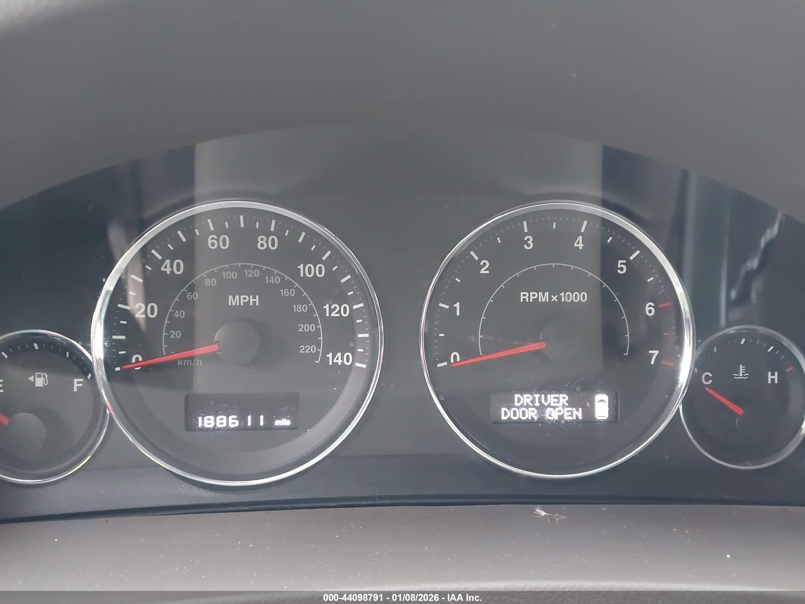 JEEP GRAND image 7