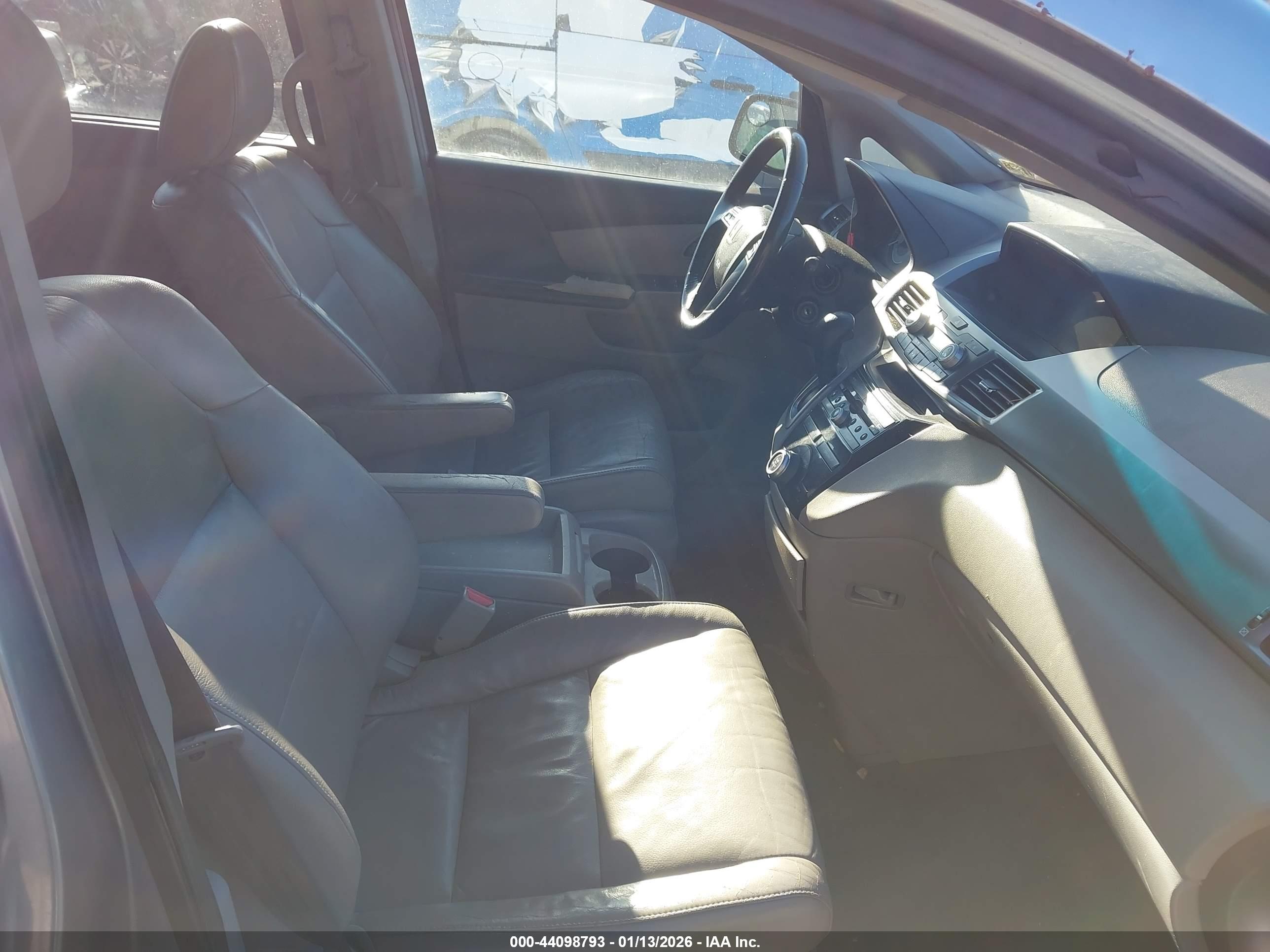 HONDA ODYSSEY image 5