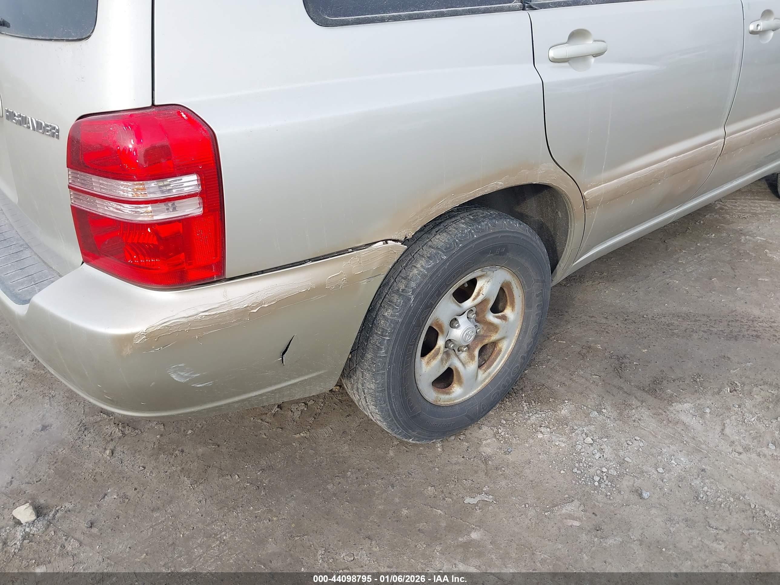 TOYOTA HIGHLANDER image 6