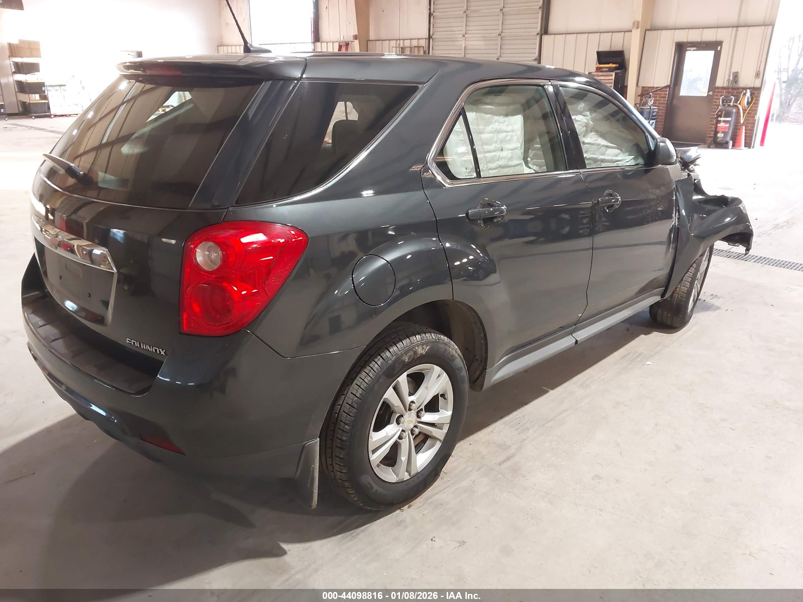 CHEVROLET EQUINOX image 4
