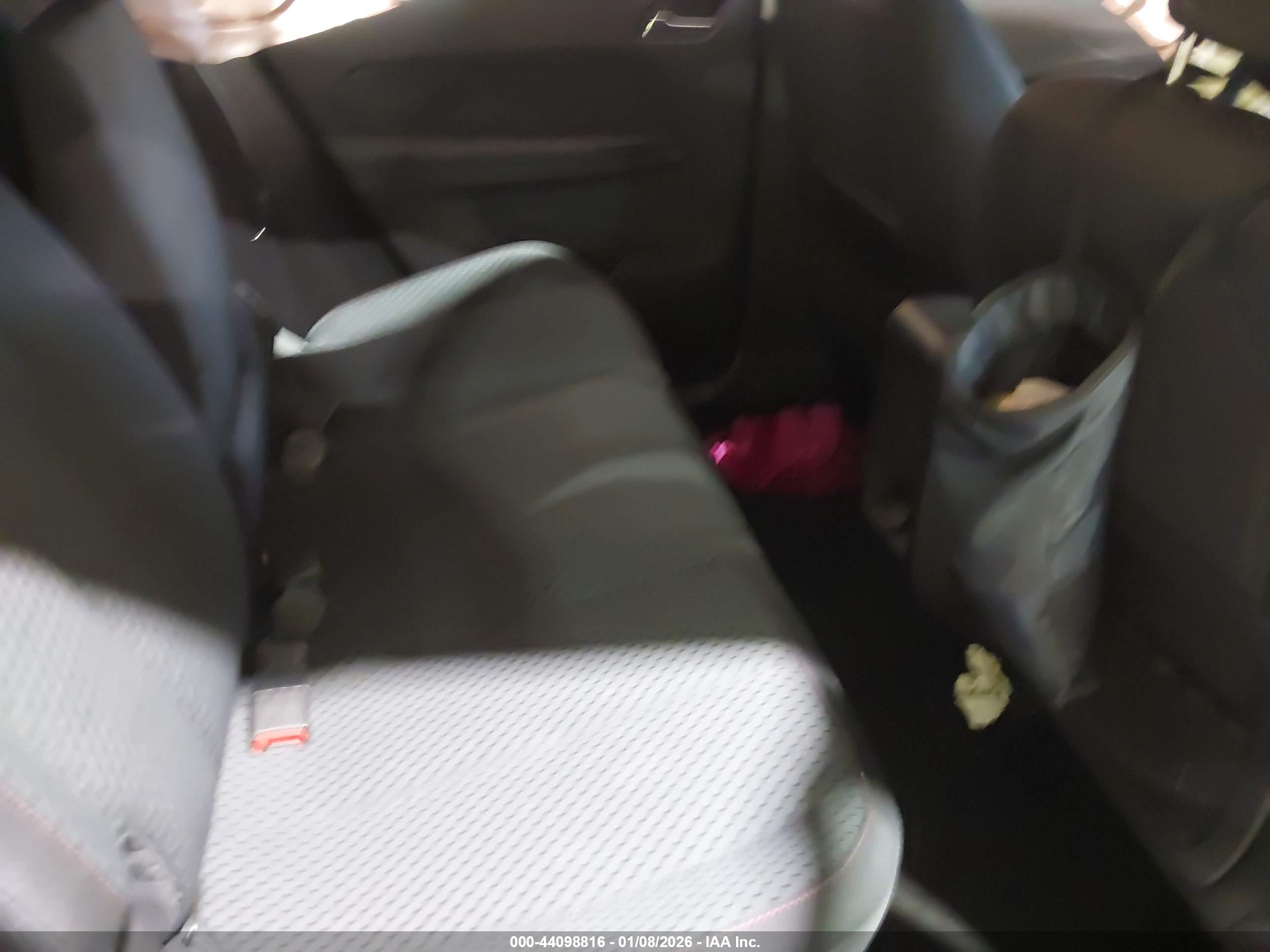 CHEVROLET EQUINOX image 8