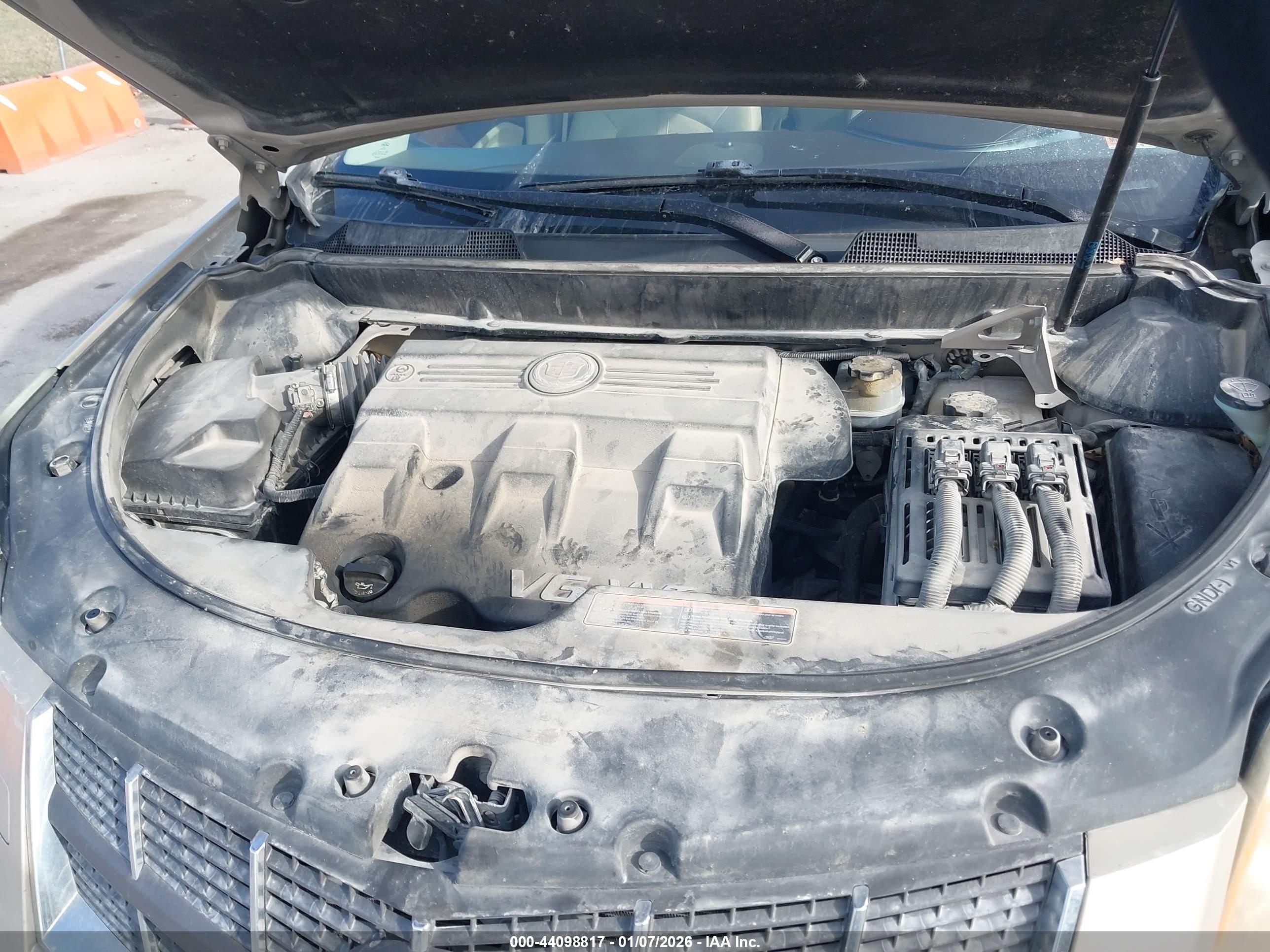 CADILLAC SRX image 10