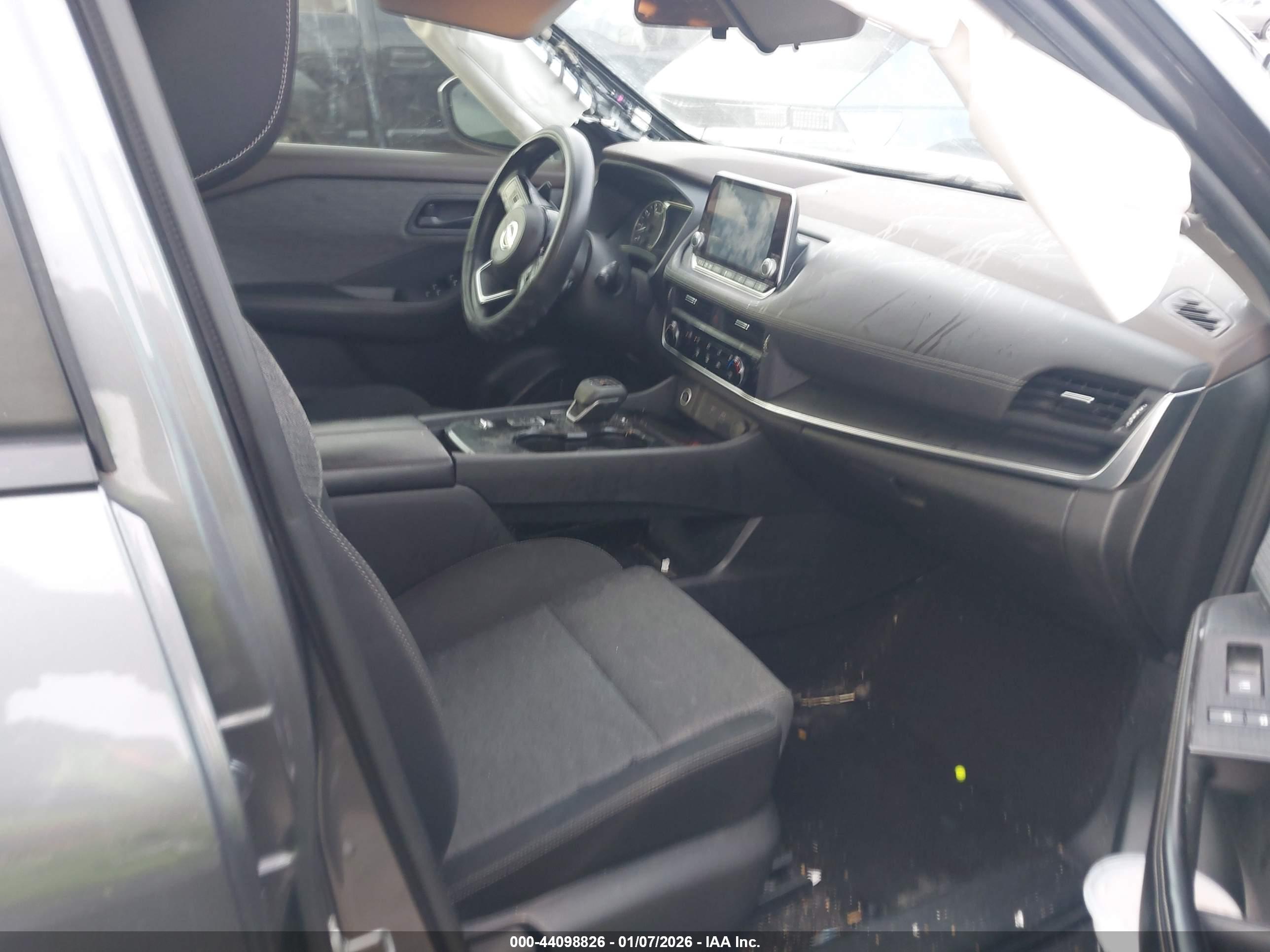 NISSAN ROGUE image 5