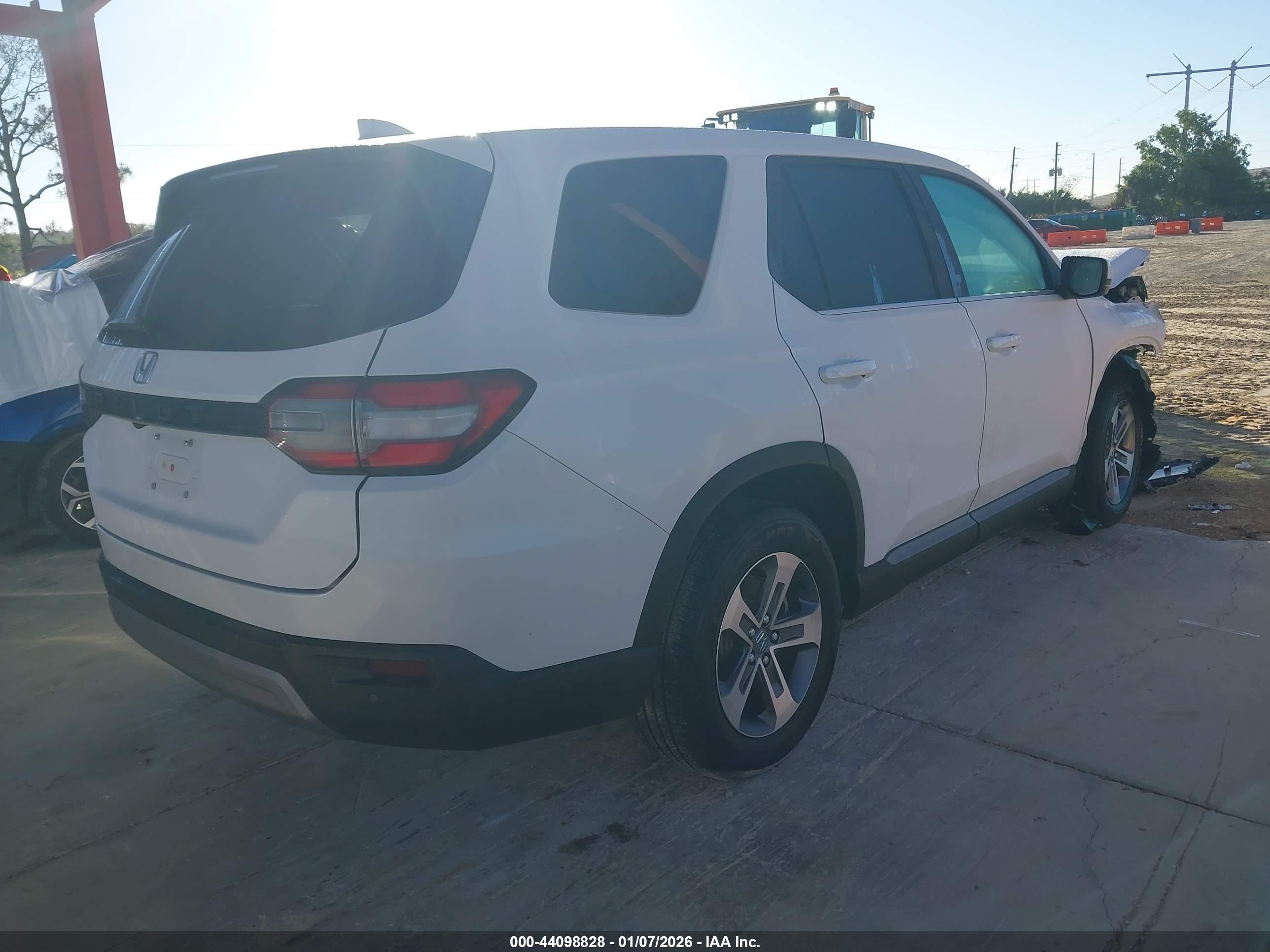 HONDA PILOT image 4