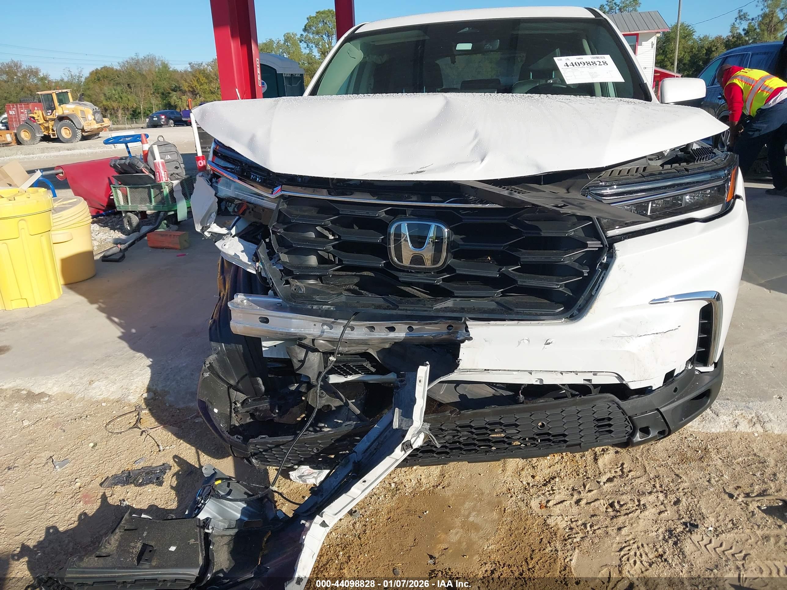 HONDA PILOT image 6
