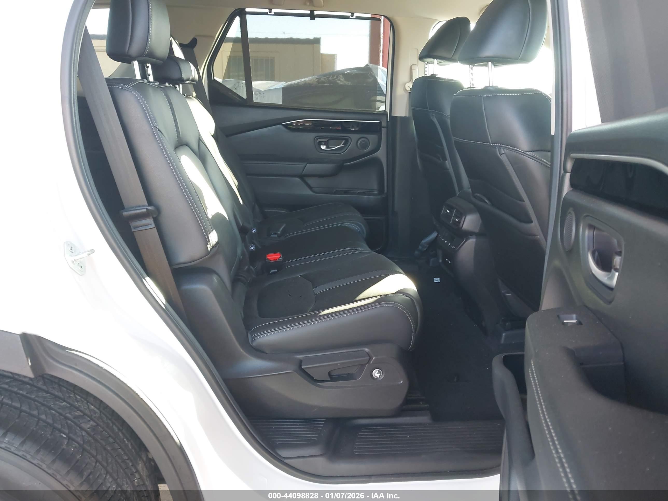 HONDA PILOT image 8