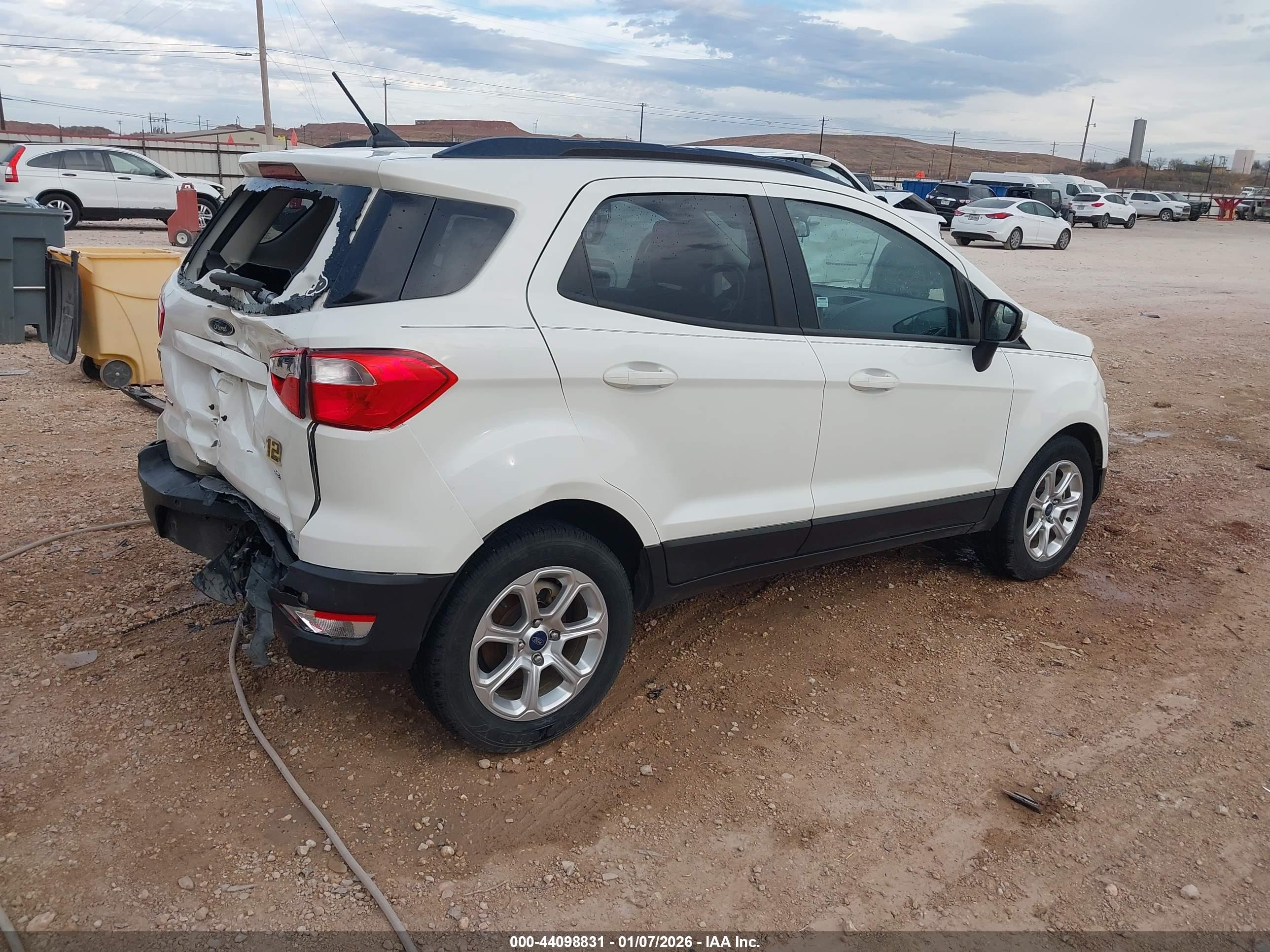 FORD ECOSPORT image 4