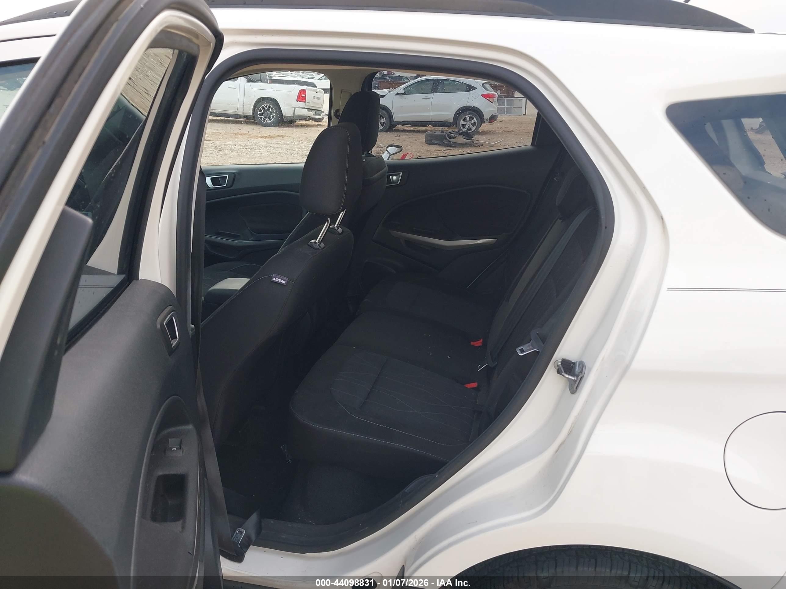 FORD ECOSPORT image 8