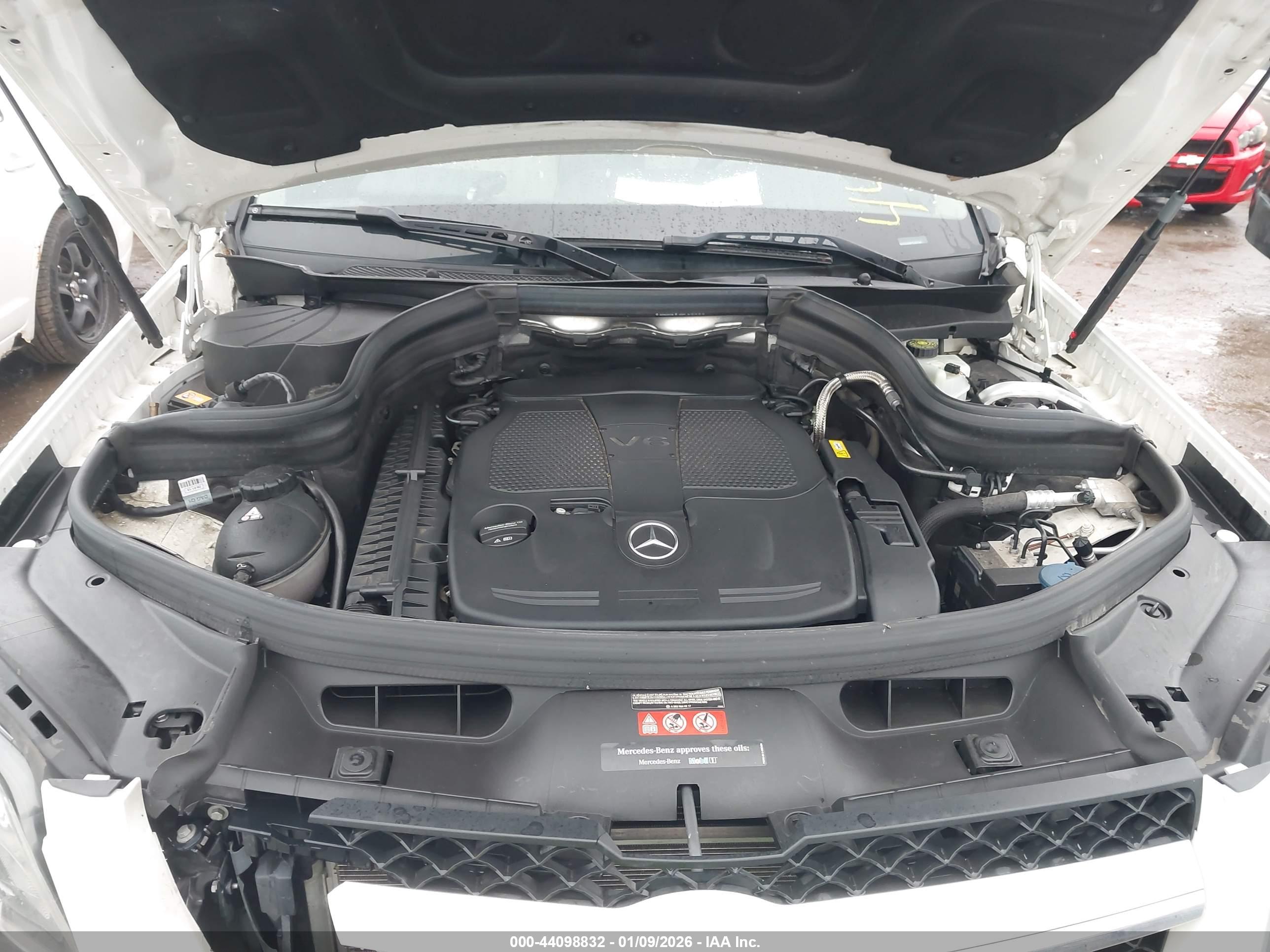 MERCEDES-BENZ GLK image 10