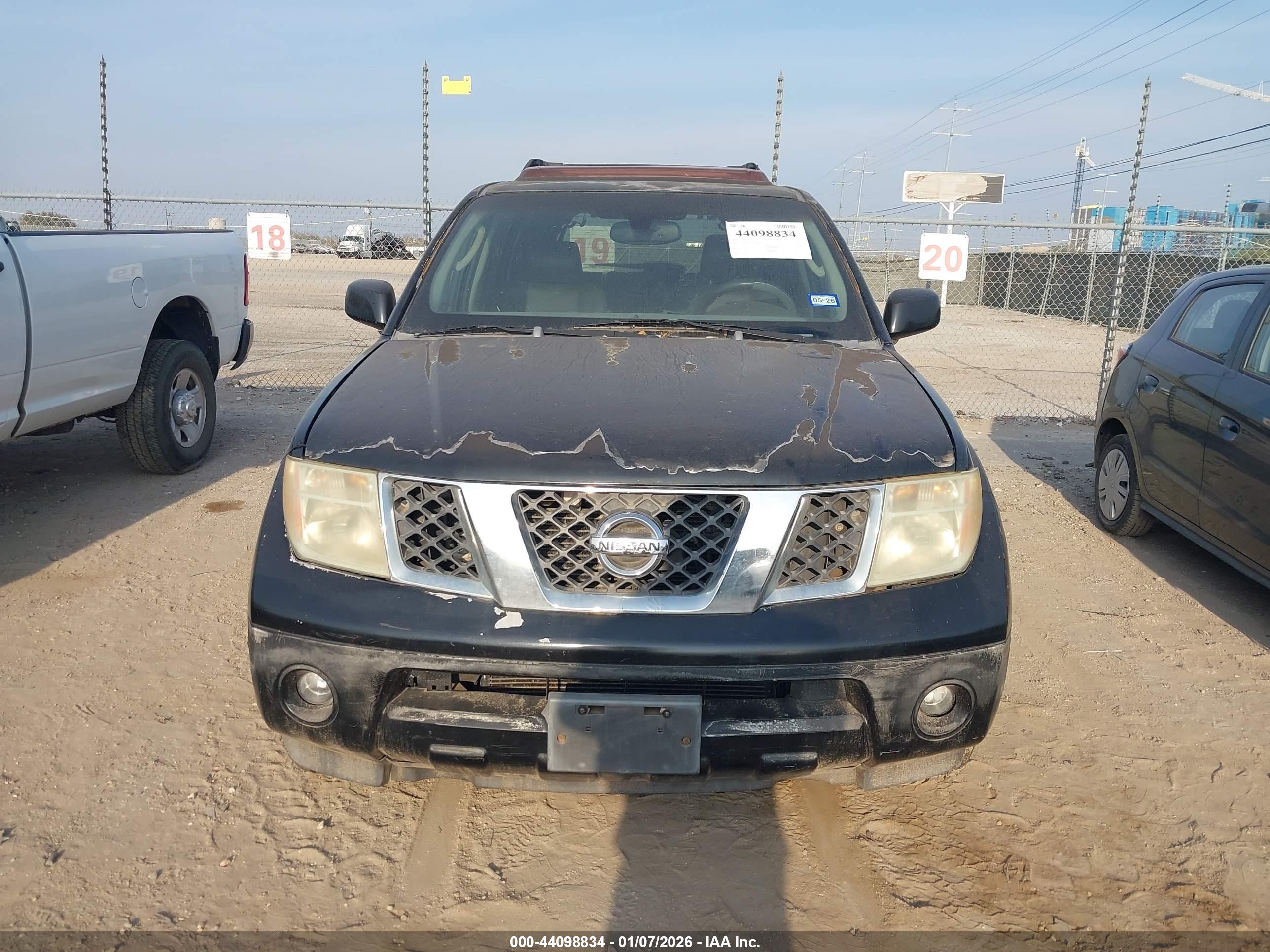 NISSAN PATHFINDER image 6