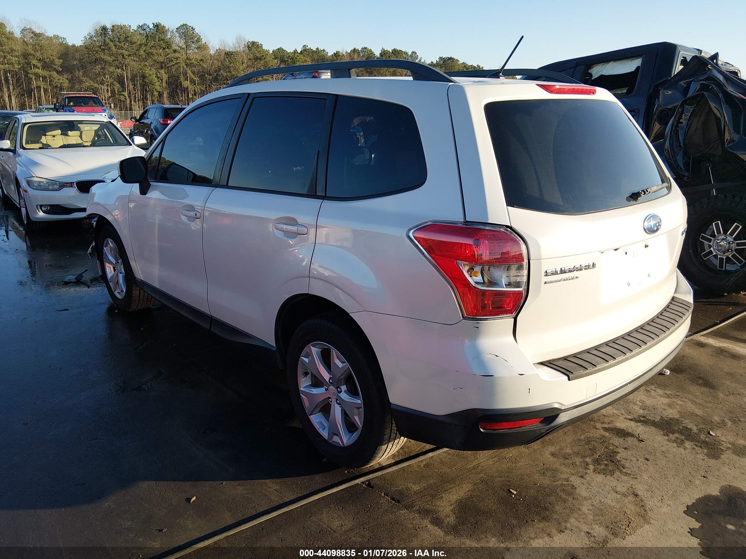 SUBARU FORESTER image 3