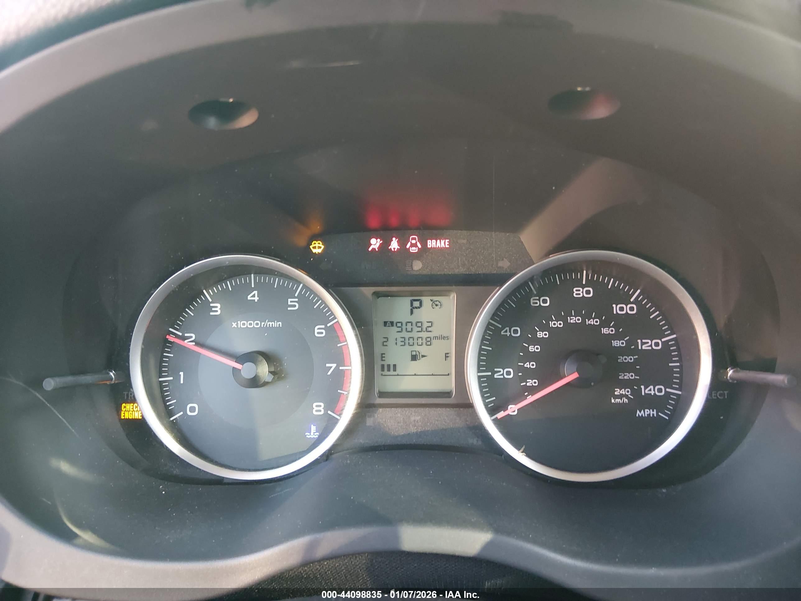 SUBARU FORESTER image 7