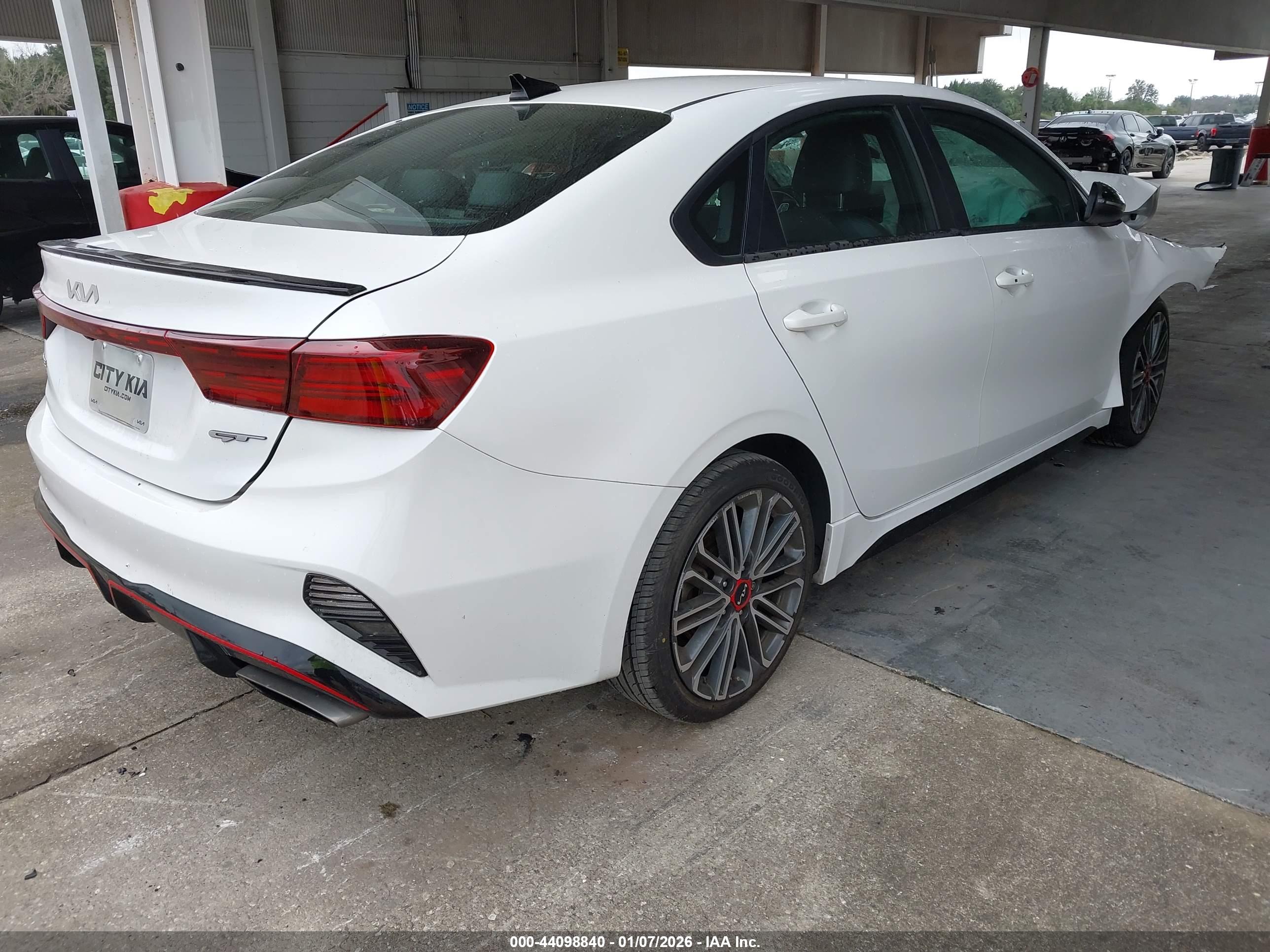 KIA FORTE image 4