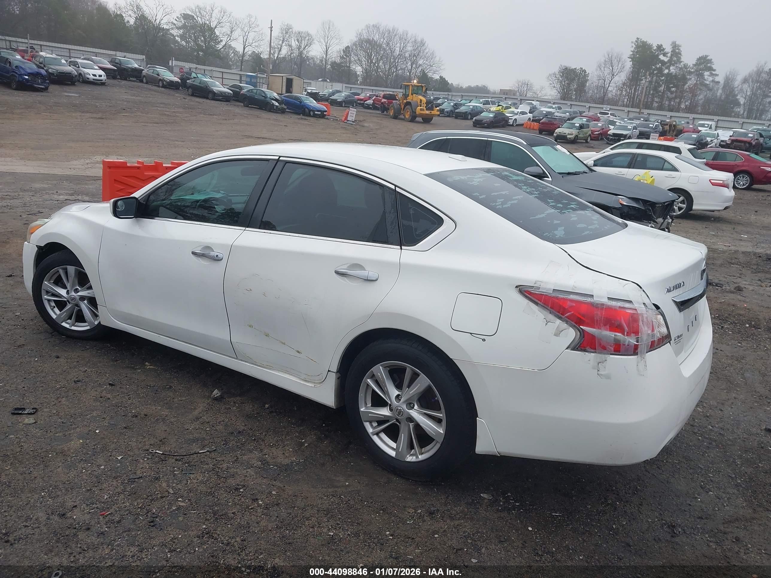 NISSAN ALTIMA image 3