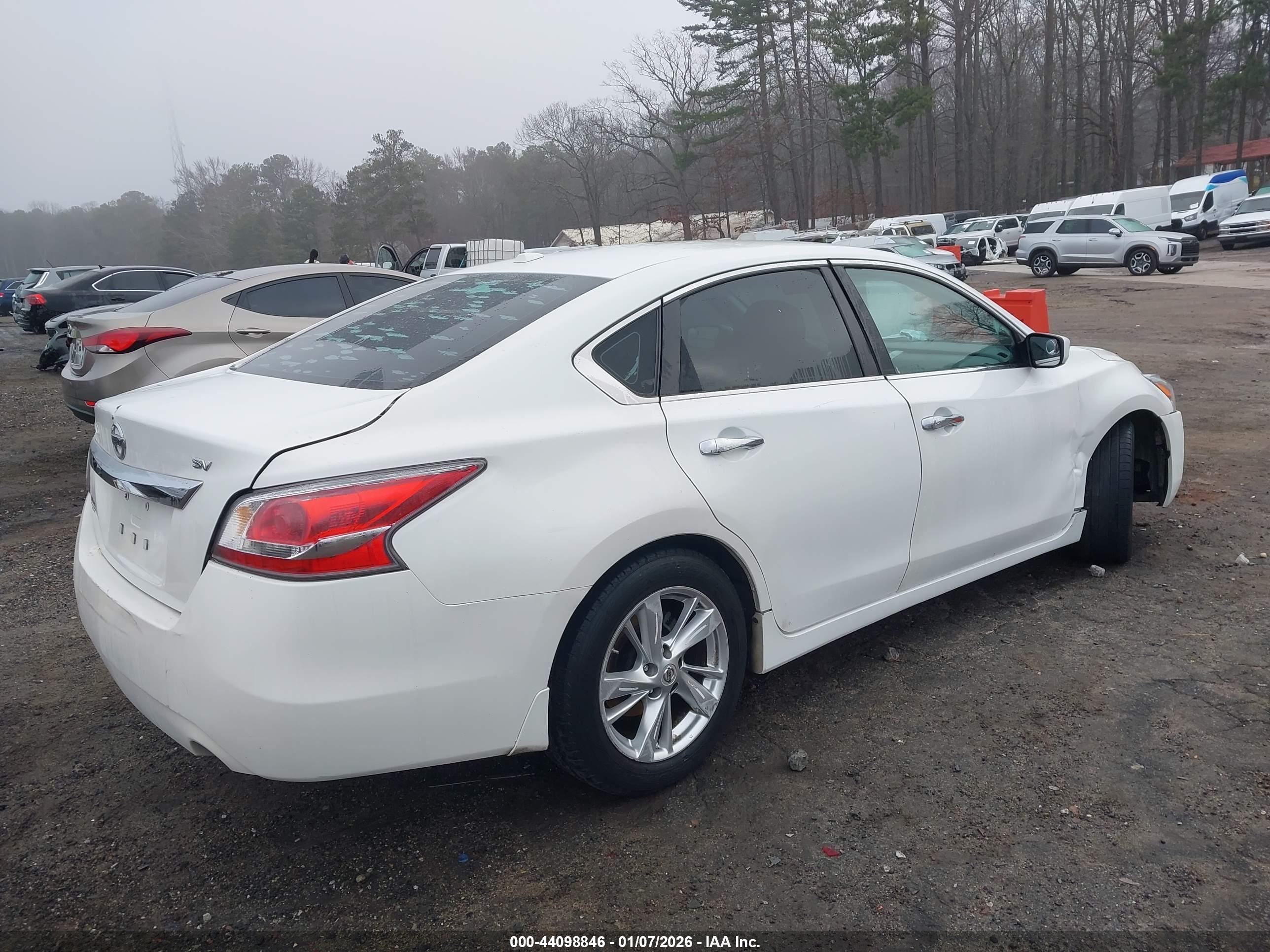 NISSAN ALTIMA image 4