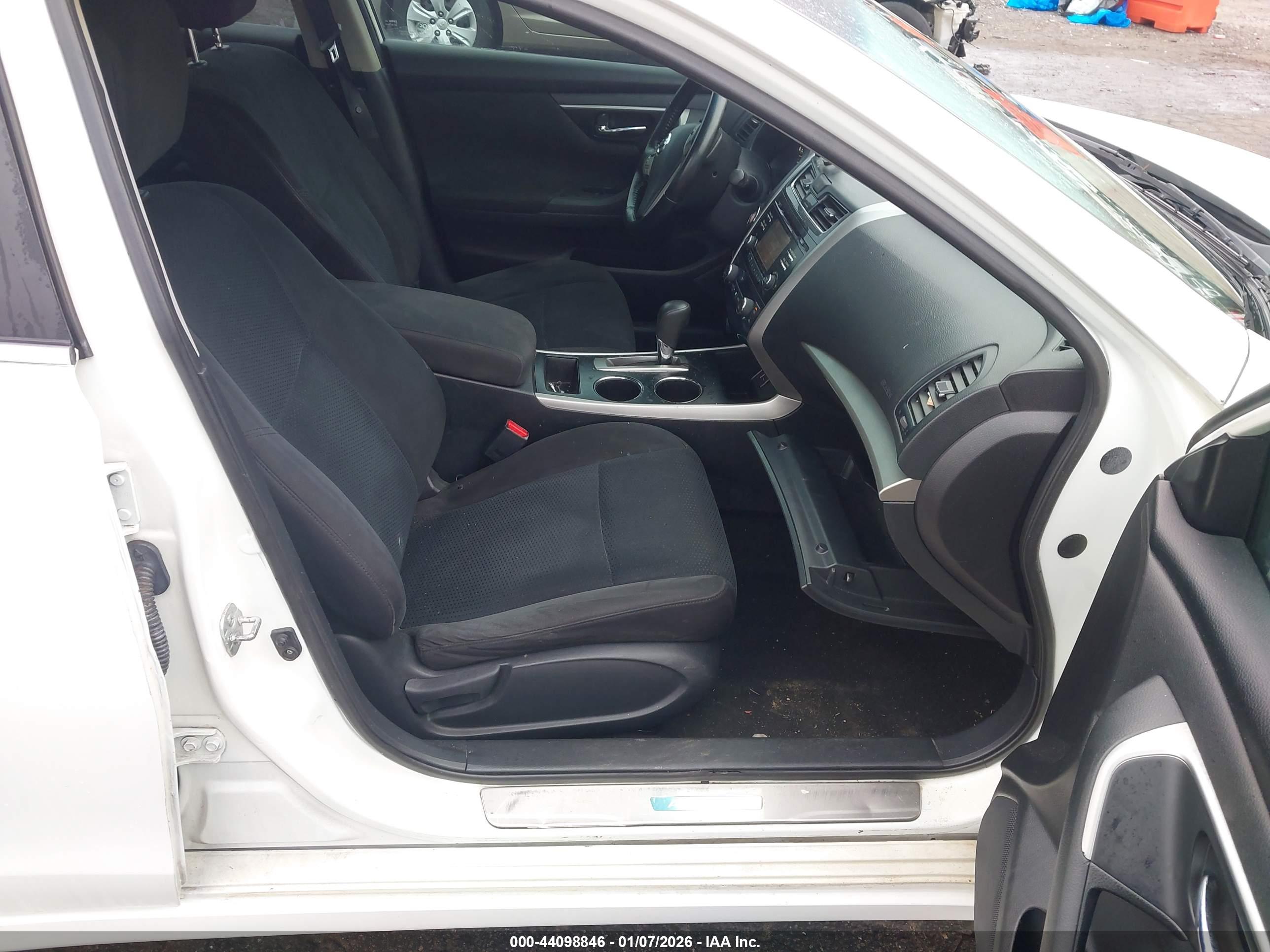 NISSAN ALTIMA image 5