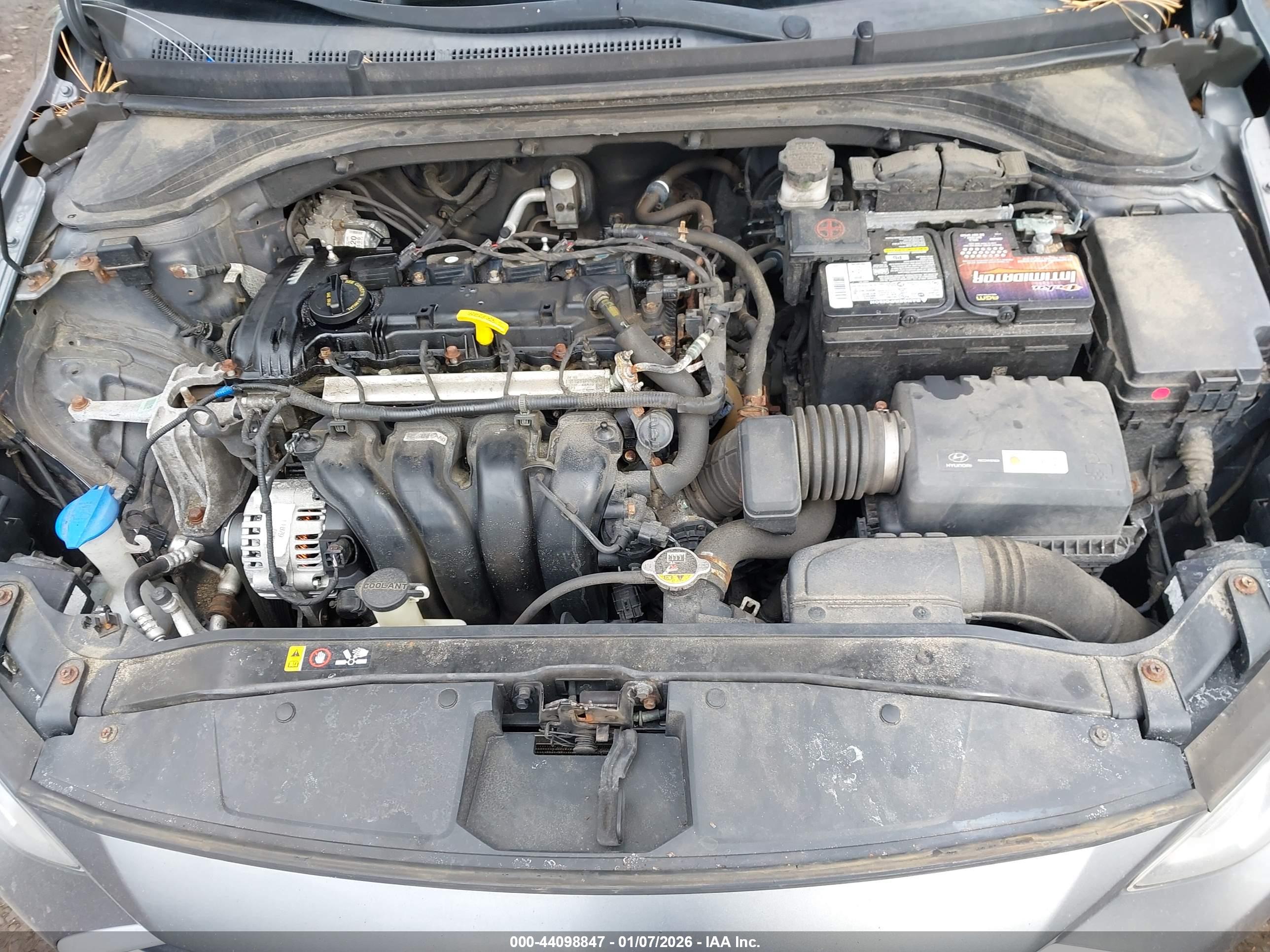 HYUNDAI ELANTRA image 10
