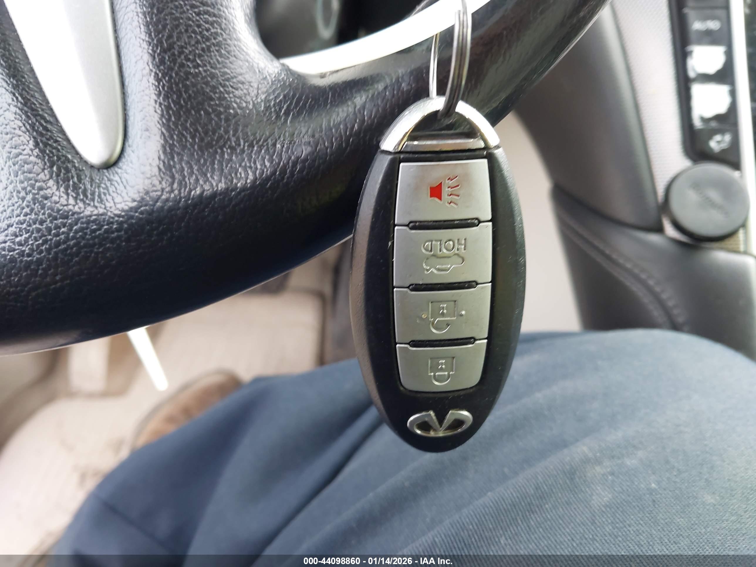 INFINITI Q50 image 11