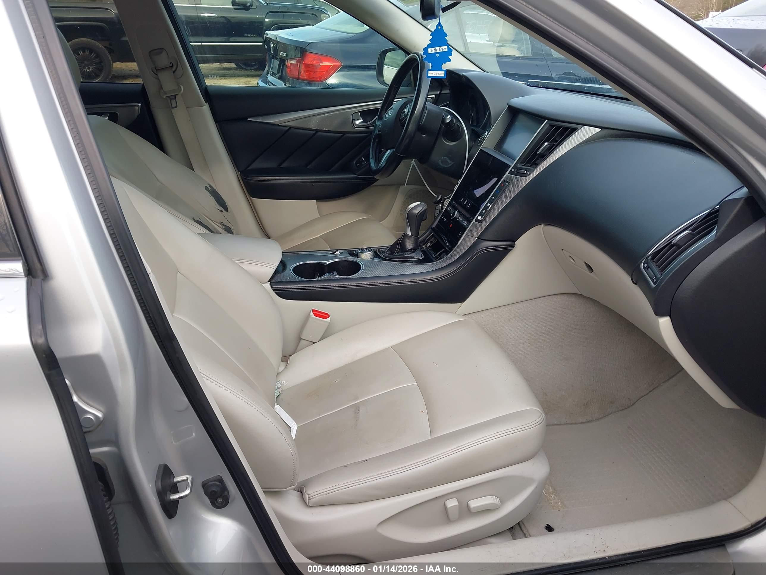 INFINITI Q50 image 5
