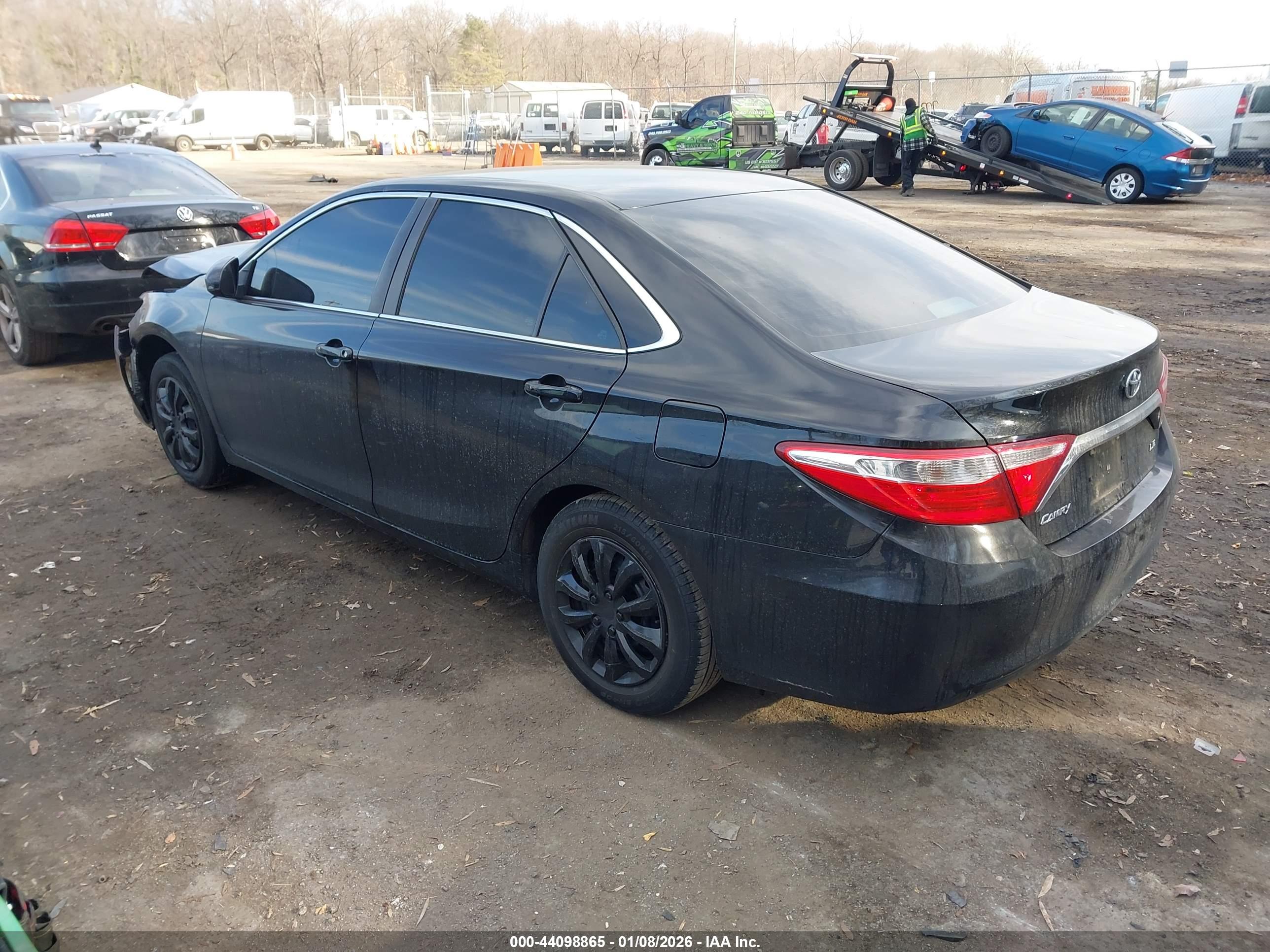 TOYOTA CAMRY image 3