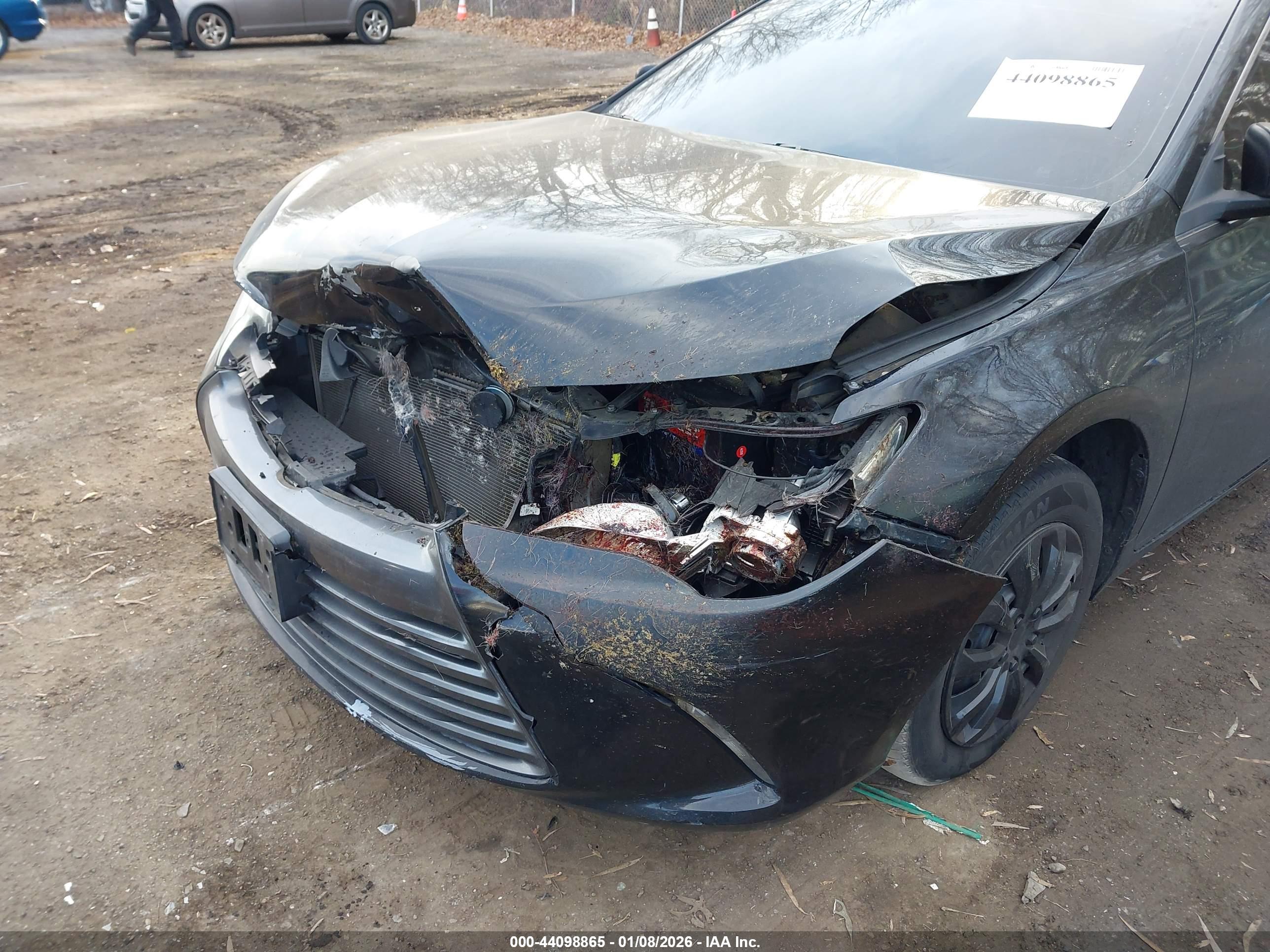 TOYOTA CAMRY image 6