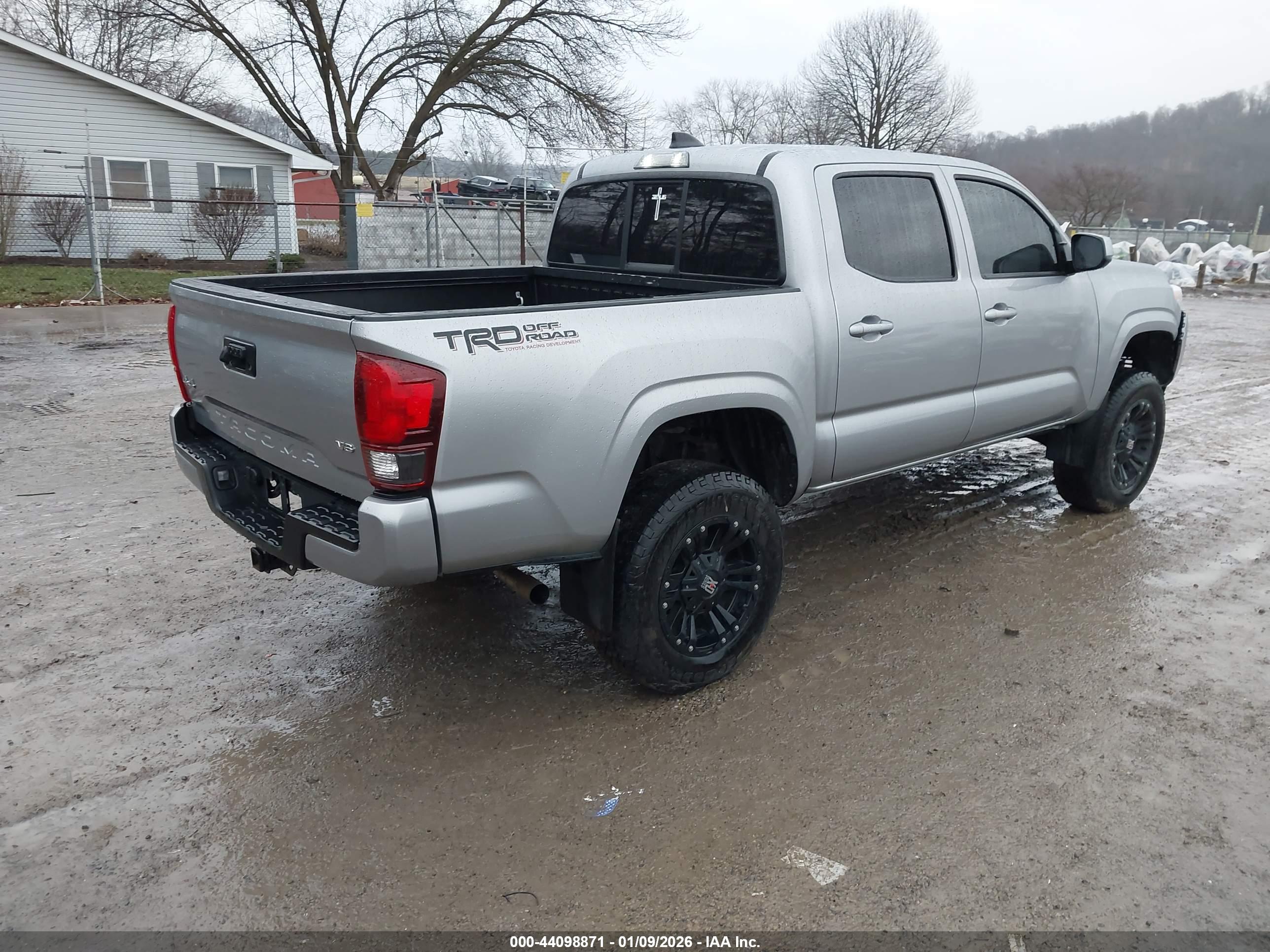 TOYOTA TACOMA image 4