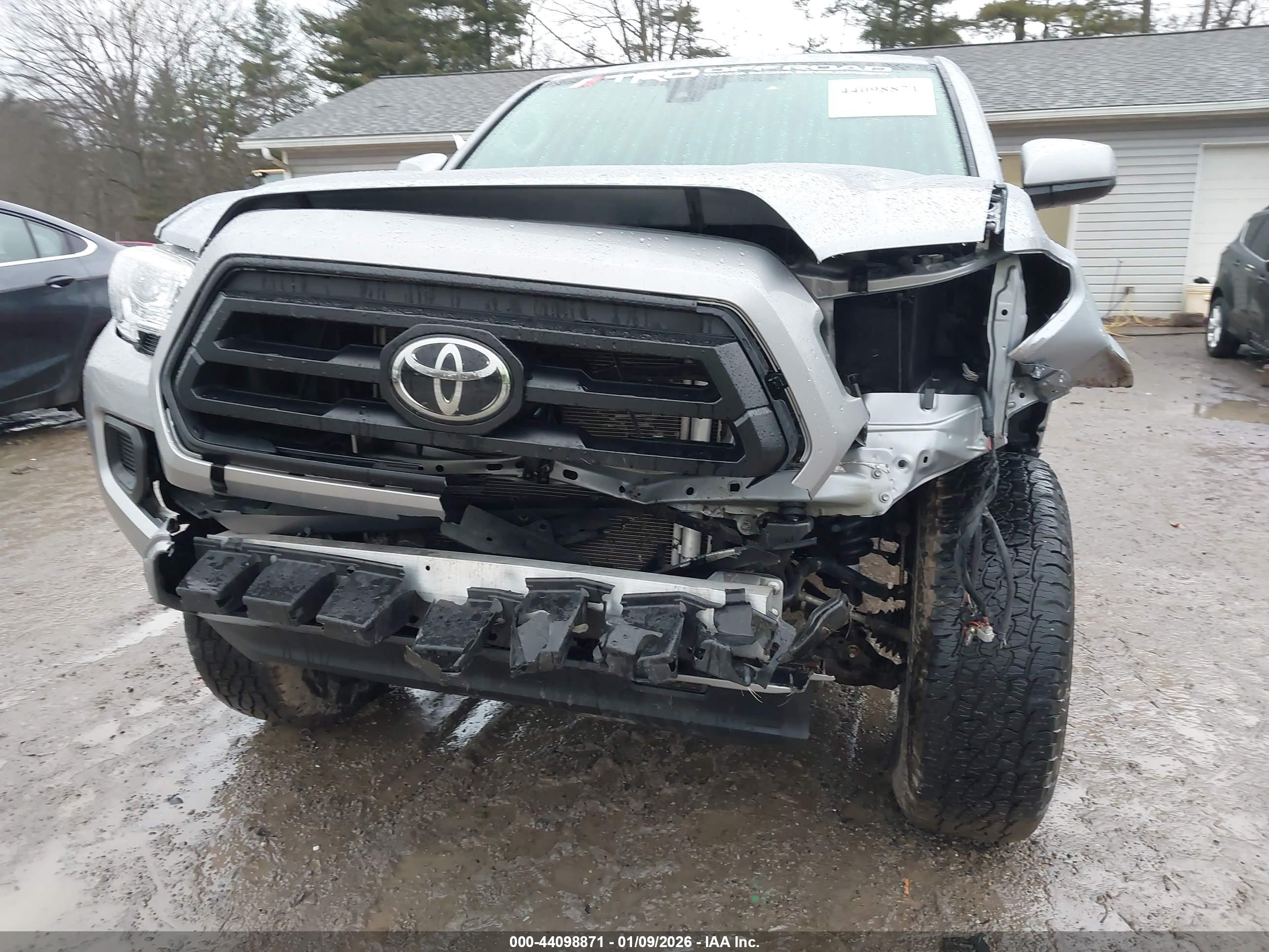 TOYOTA TACOMA image 6