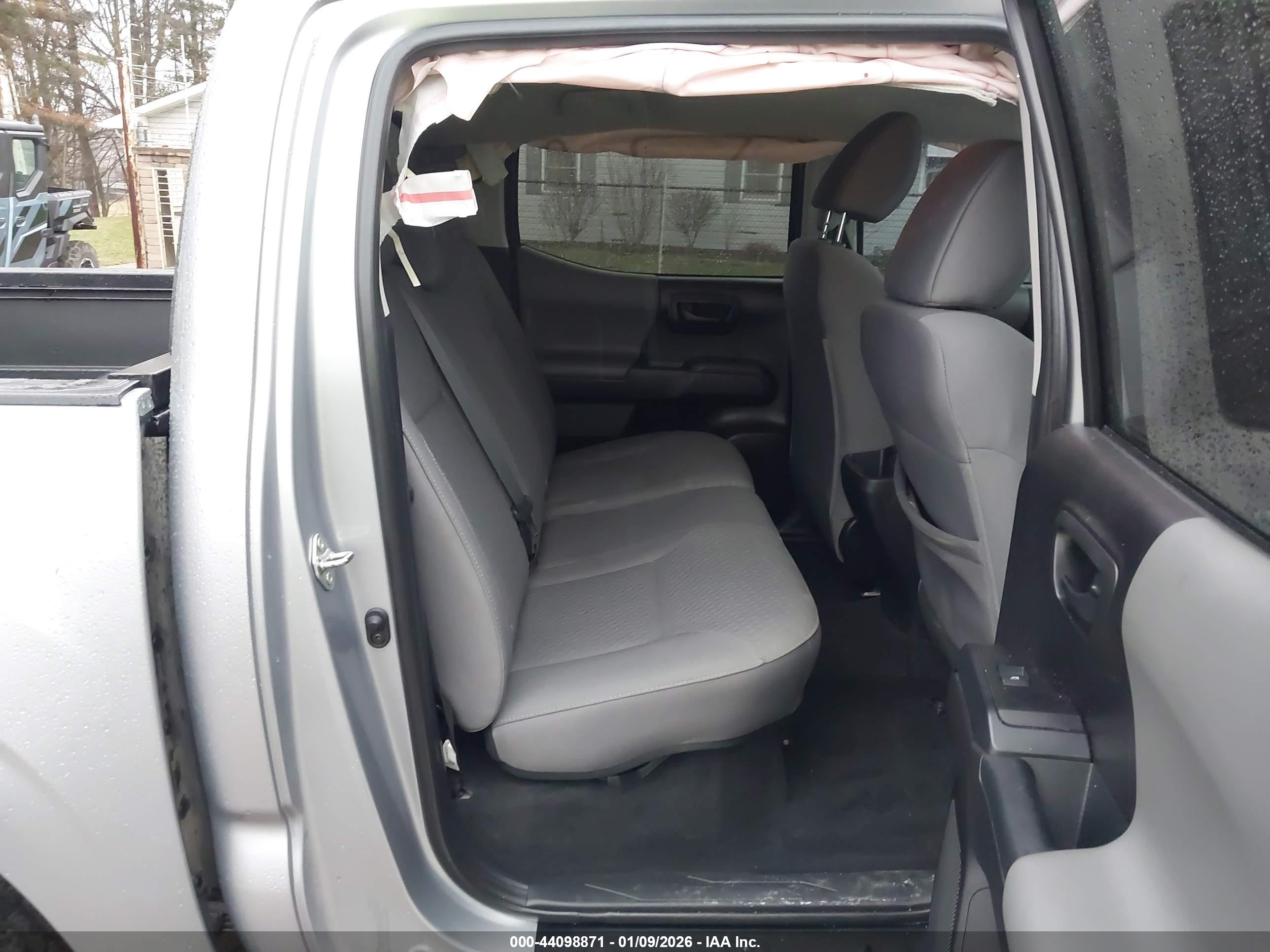 TOYOTA TACOMA image 8