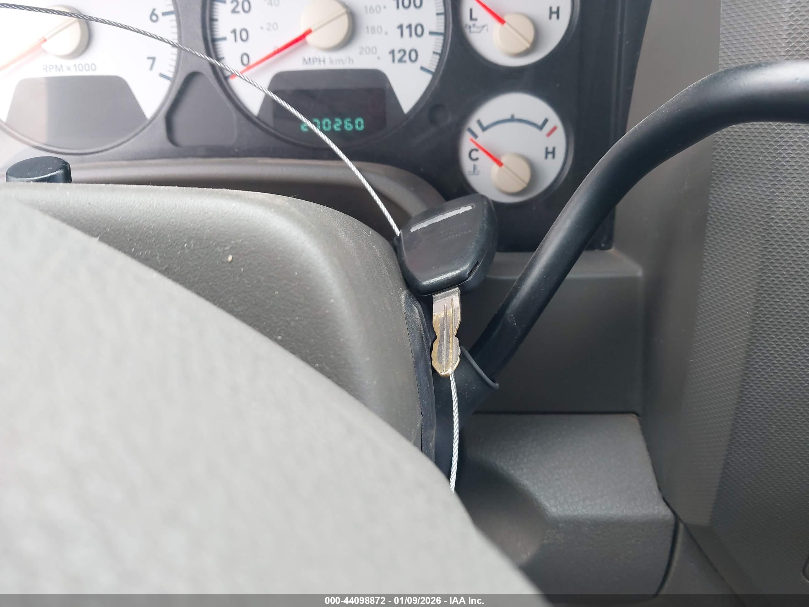DODGE RAM image 11